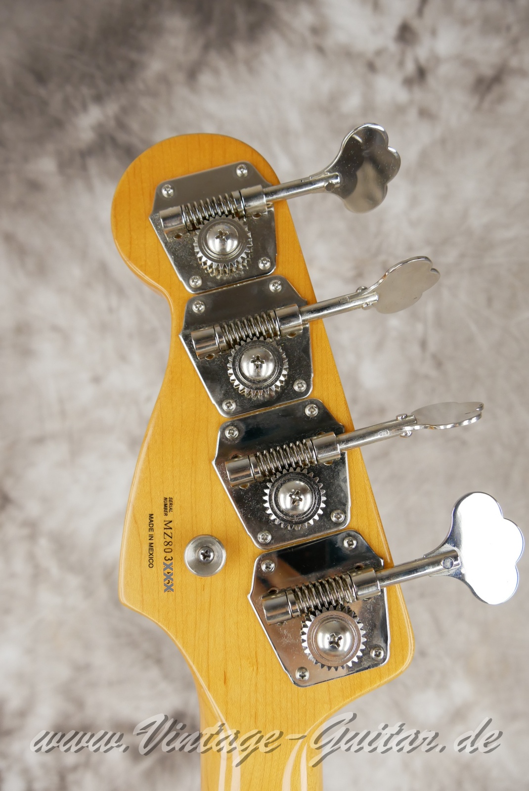 img/vintage/5709/Fender_Precision_Bass_50s_reissue_MiM_Baujahr_2008_fiesta_red-004.JPG