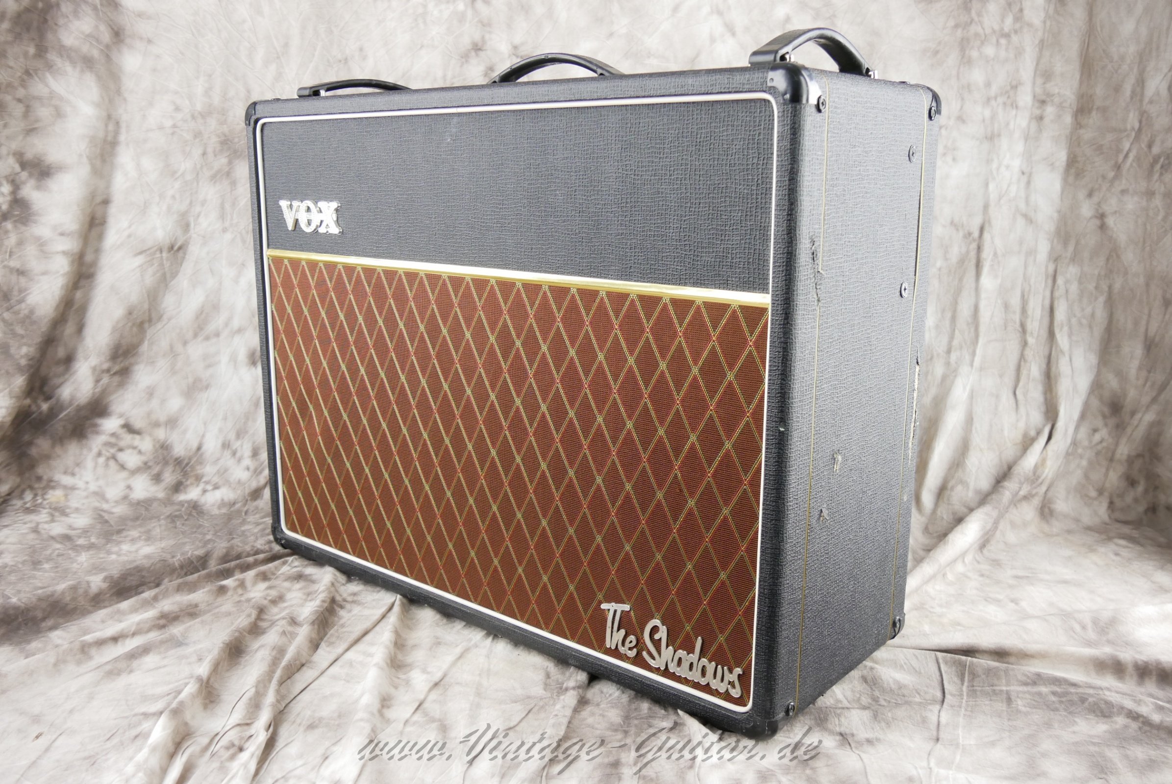 img/vintage/5713/vox_ac30_baujahr_1993_black_greatbritain-004.jpg