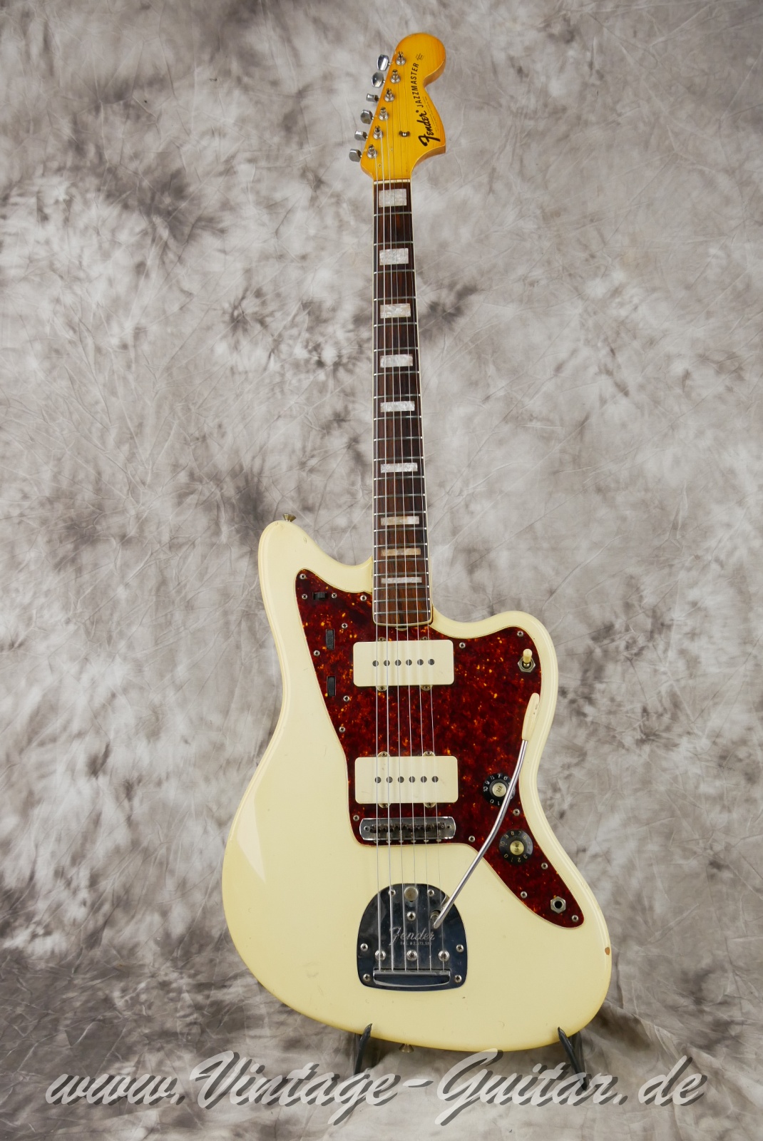 Fender-Jazzmaster-1968-Olympic-White-001.JPG