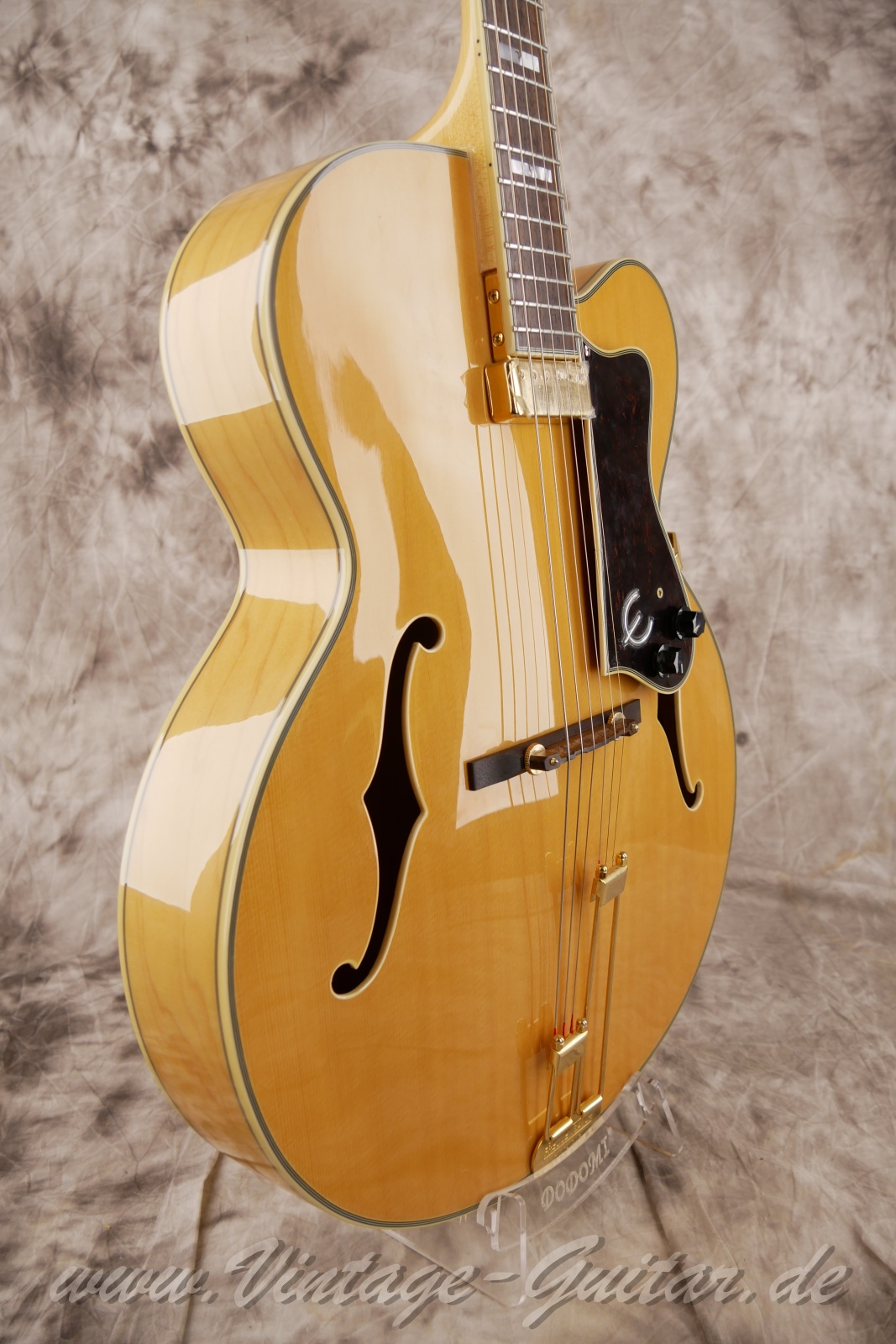 Epiphone_Emperor_Regent_Baujahr_2012_natural-009.jpg