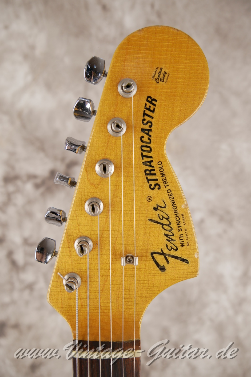 Fender_Stratocaster_1969_sunburst_USA-003.JPG