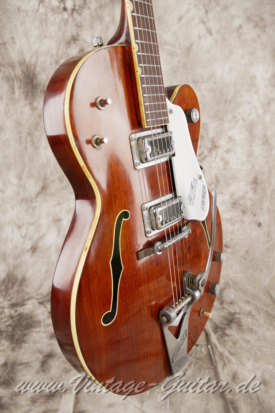 Gretsch_Tennessean_Chet_Atkins_Baujahr_1967_walnut-009.JPG