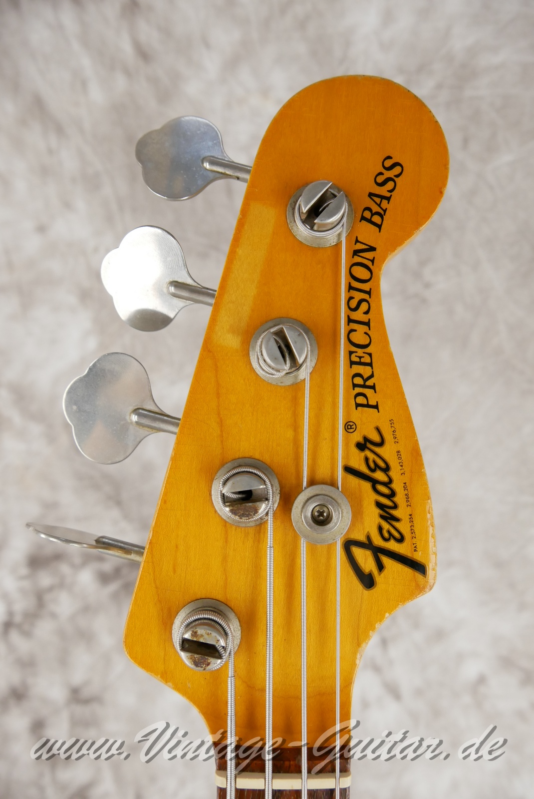 img/vintage/5724/fender_precision_bass_1973_USA_sunburst-003.JPG