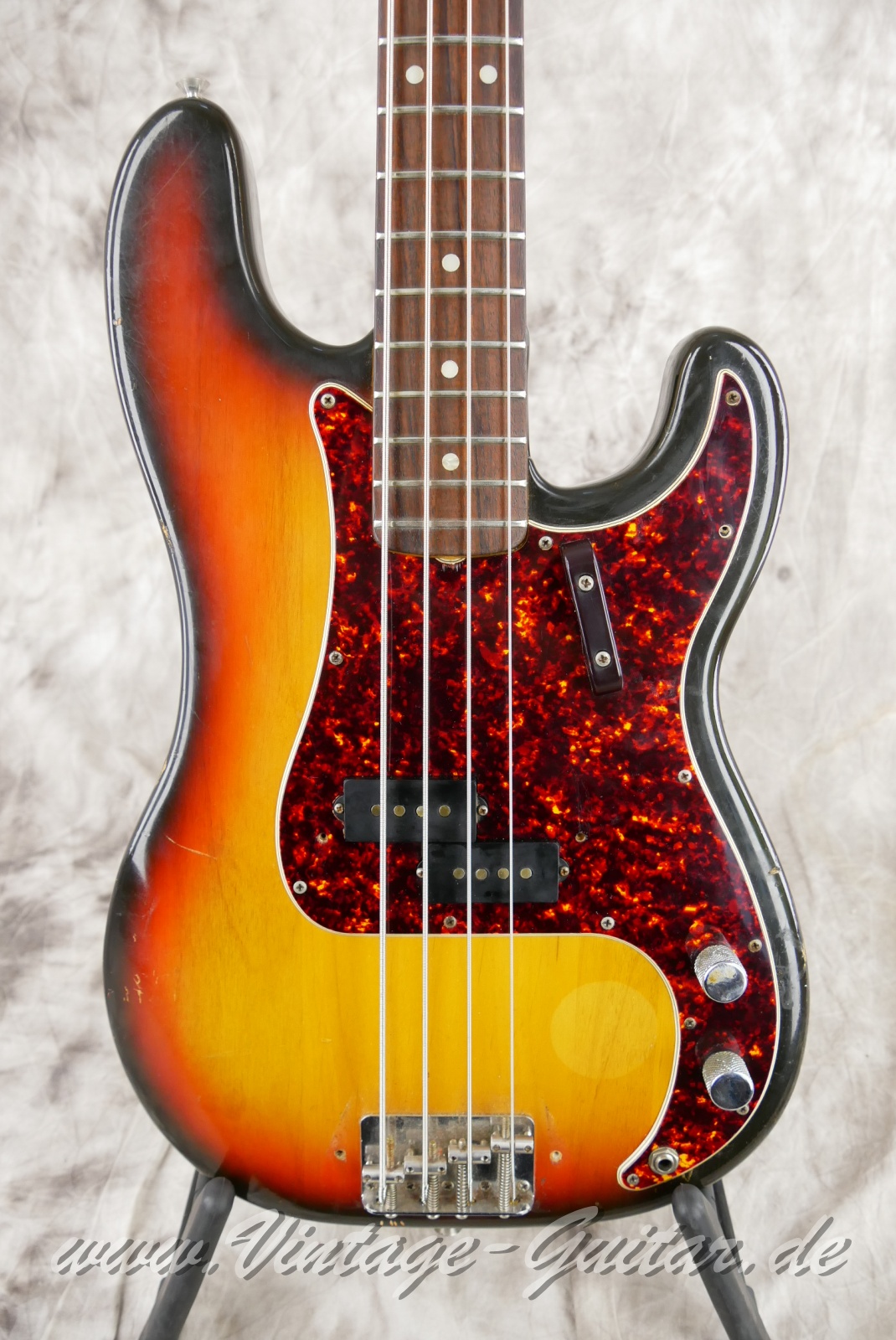 img/vintage/5724/fender_precision_bass_1973_USA_sunburst-007.JPG