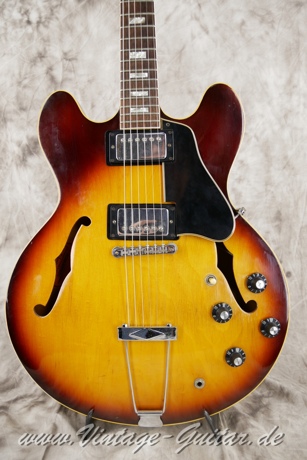 Gibson-ES-335TD-sunburst-1967-002.JPG