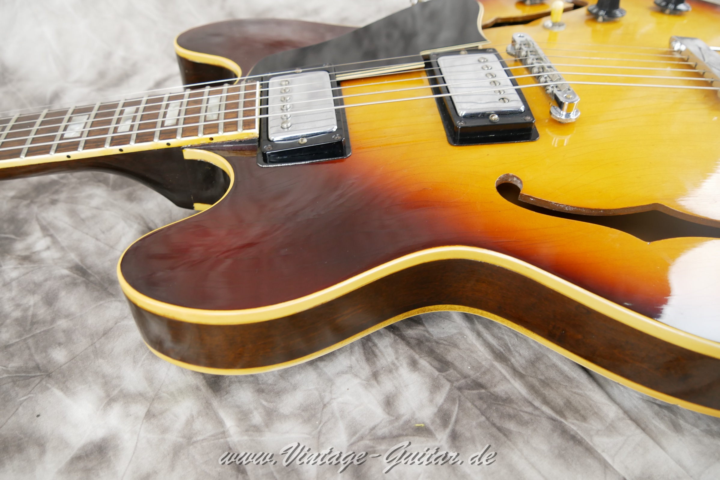 Gibson-ES-335TD-sunburst-1967-016.JPG
