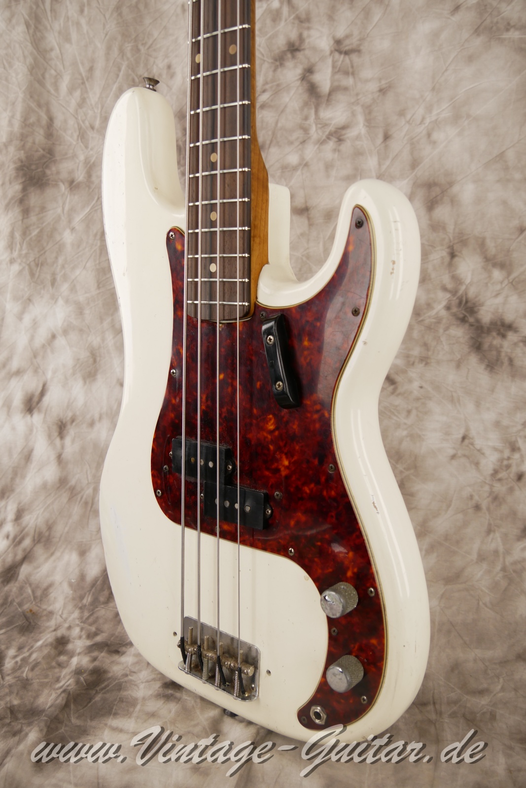 Fender-Precision-Bass-1962-olympic-white-010.JPG