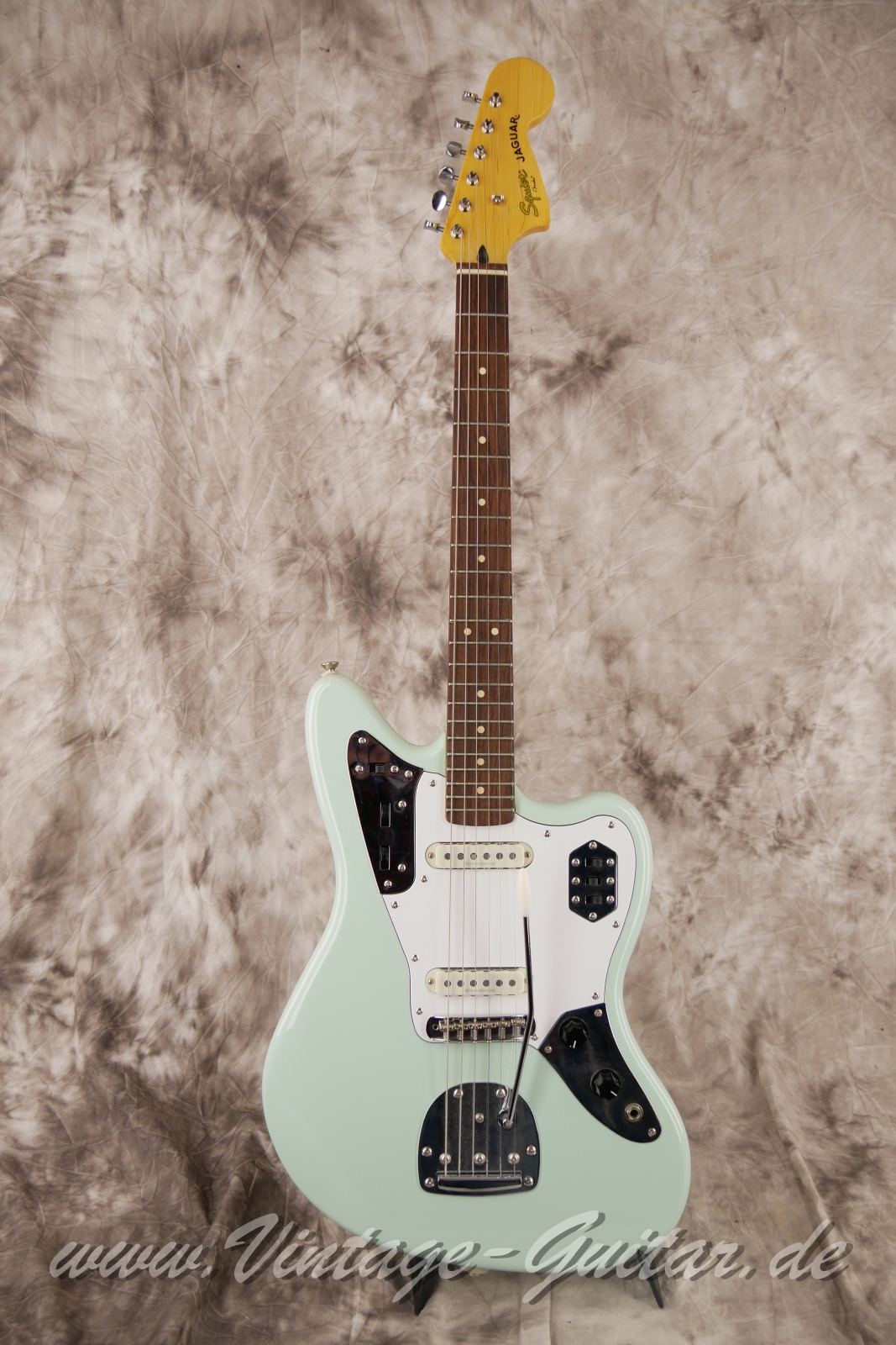 Squier_Fender_Jaguar_surf_green_2017-001.JPG