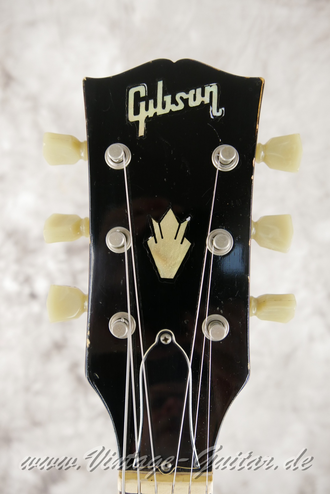 Gibson_SG_Standard_Lyra_cherry_1969-003.JPG