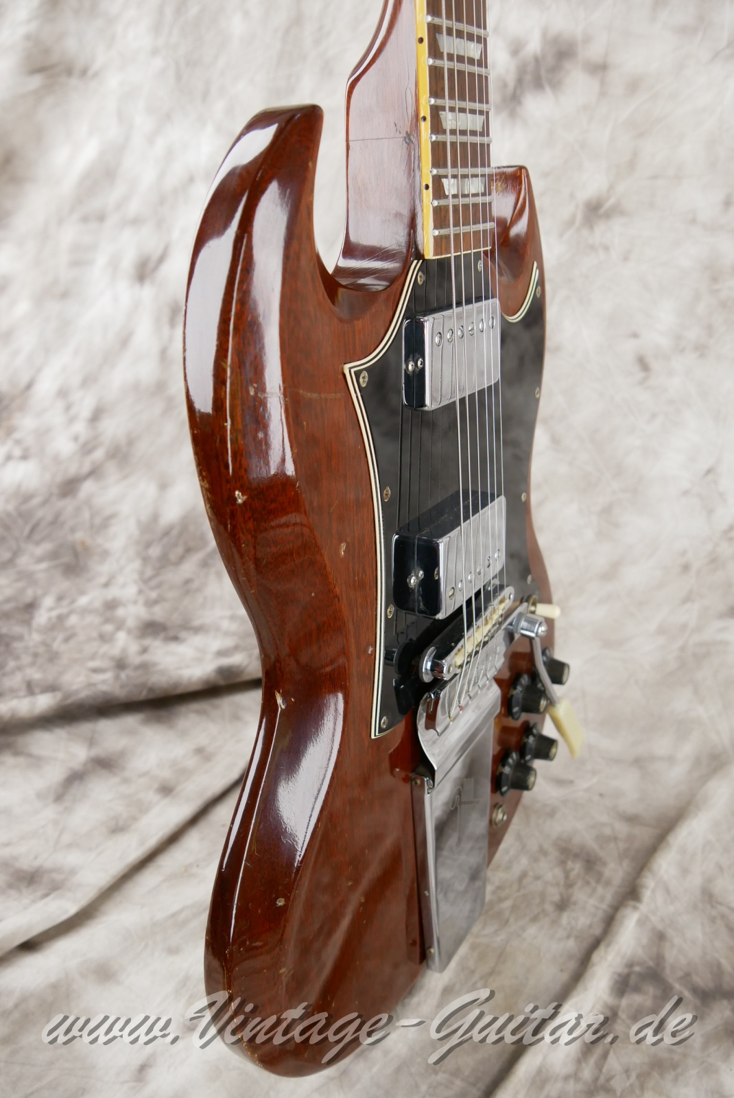 Gibson_SG_Standard_Lyra_cherry_1969-009.JPG