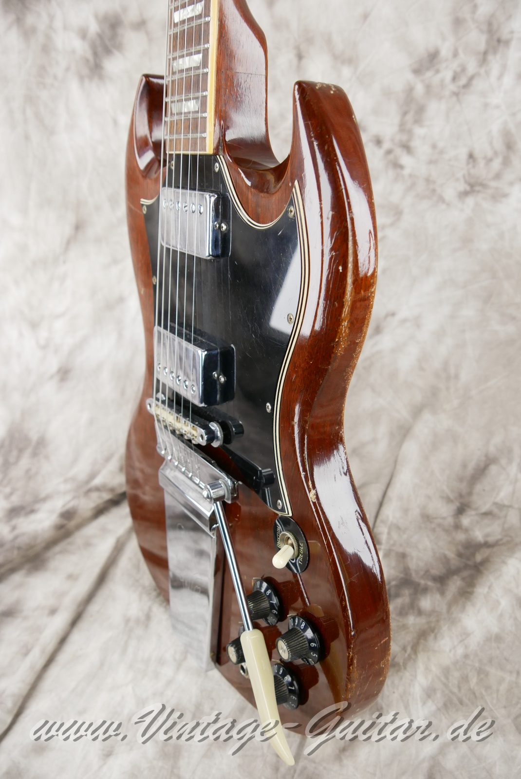 Gibson_SG_Standard_Lyra_cherry_1969-010.JPG