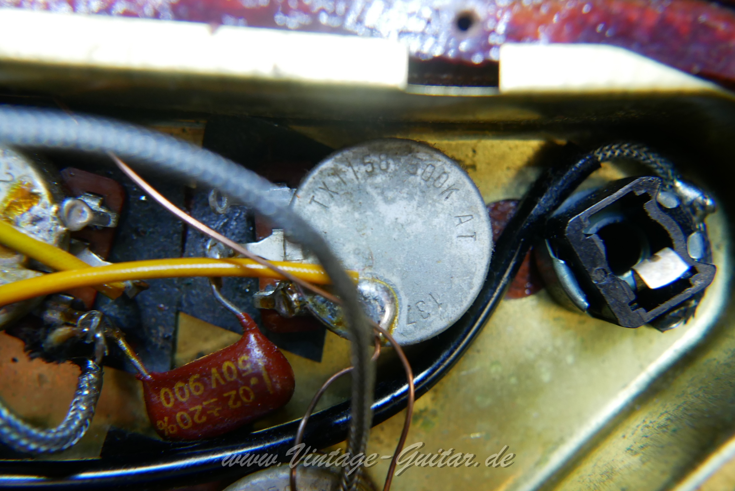 img/vintage/5741/Gibson_SG_Standard_Lyra_cherry_1969-021.JPG