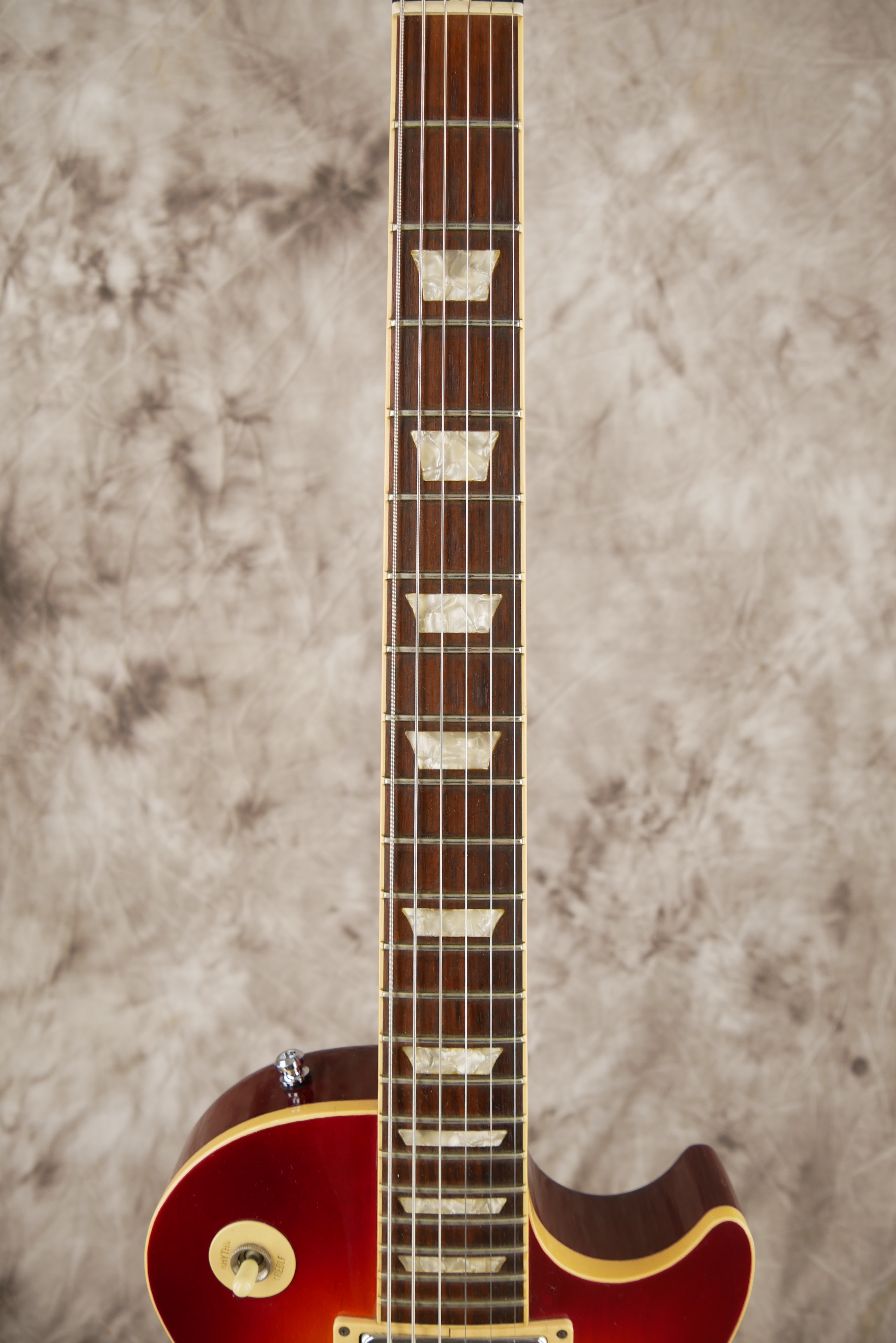 Gibson-Les-Paul-Standard-1994-cherry-sunburst-005.jpg