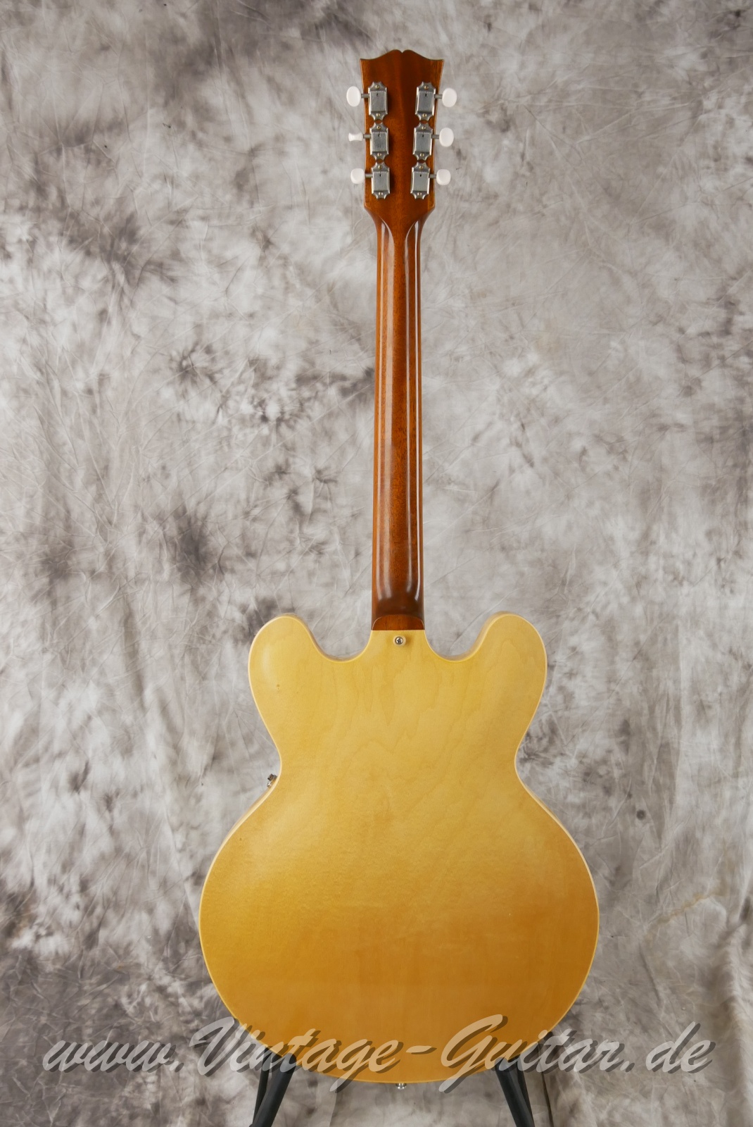 Gibson_ES_330_TD_Custom_Shop_natural_2012-002.JPG