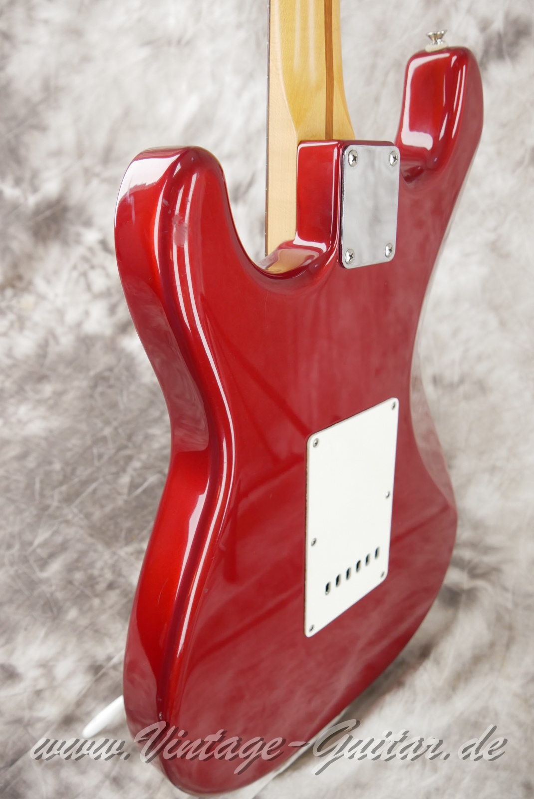 Fender_Stratocaster_Mexico_candy_apple_red_1991-011.JPG