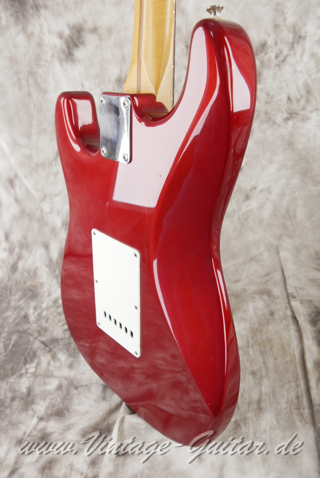 Fender_Stratocaster_Mexico_candy_apple_red_1991-012.JPG