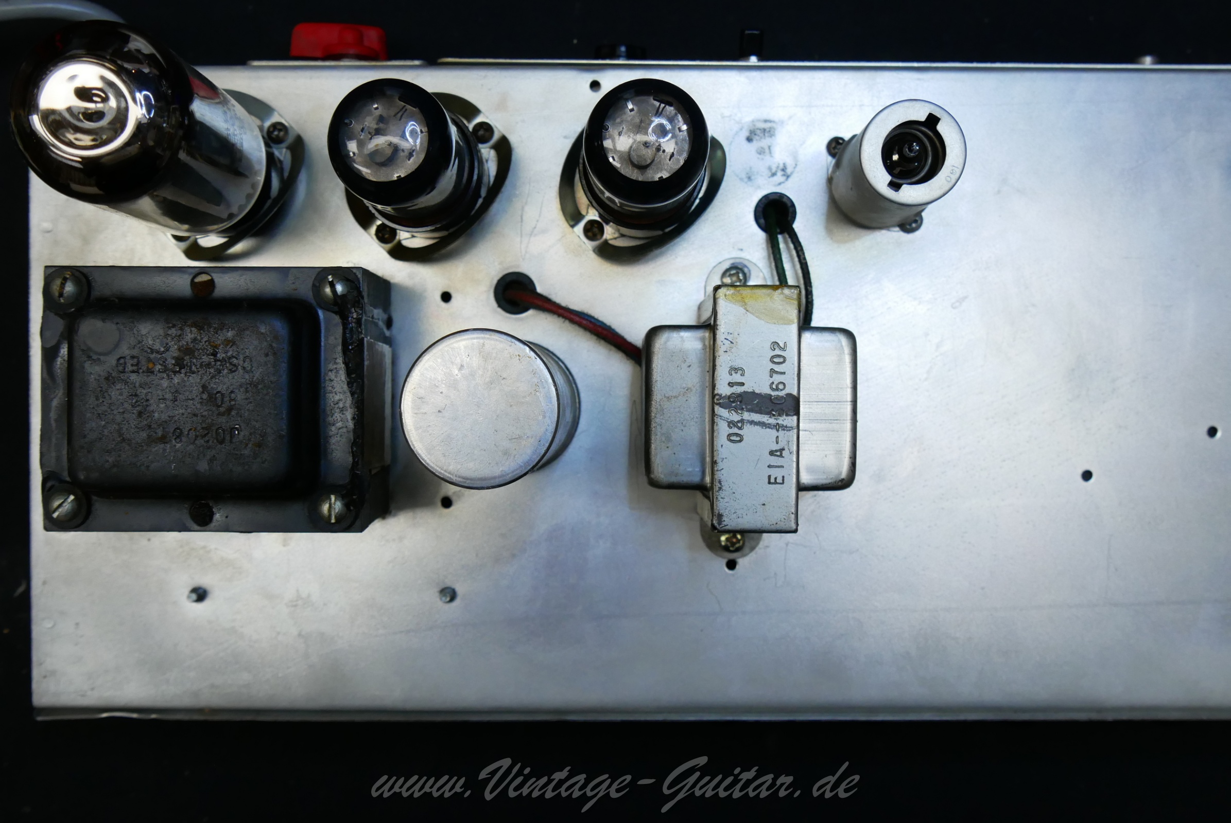 img/vintage/5750/Fender_princeton_1976_silverface_black_tolex007.jpg