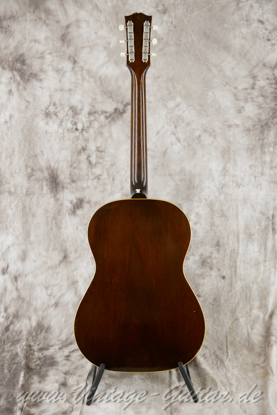 Gibson-LG1-1955-sunburst-002.jpg