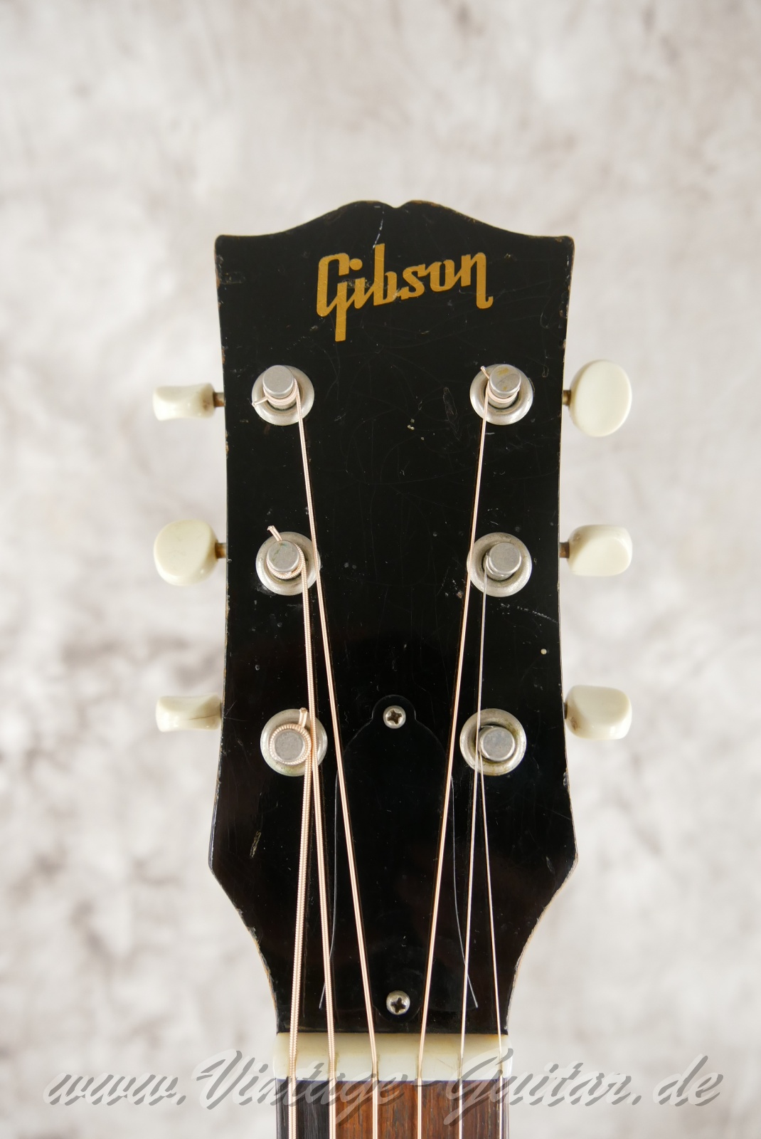 Gibson-LG1-1955-sunburst-003.jpg