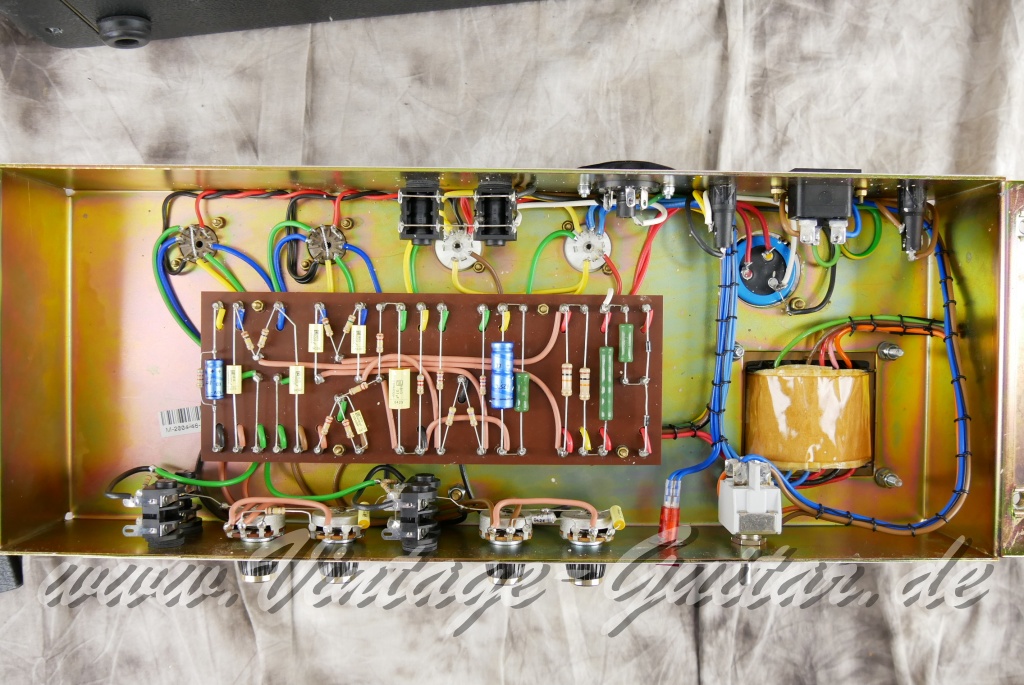 img/vintage/5758/Marshall_2061_X_Head_20_watts_Great_Britain_black_2007-009.JPG