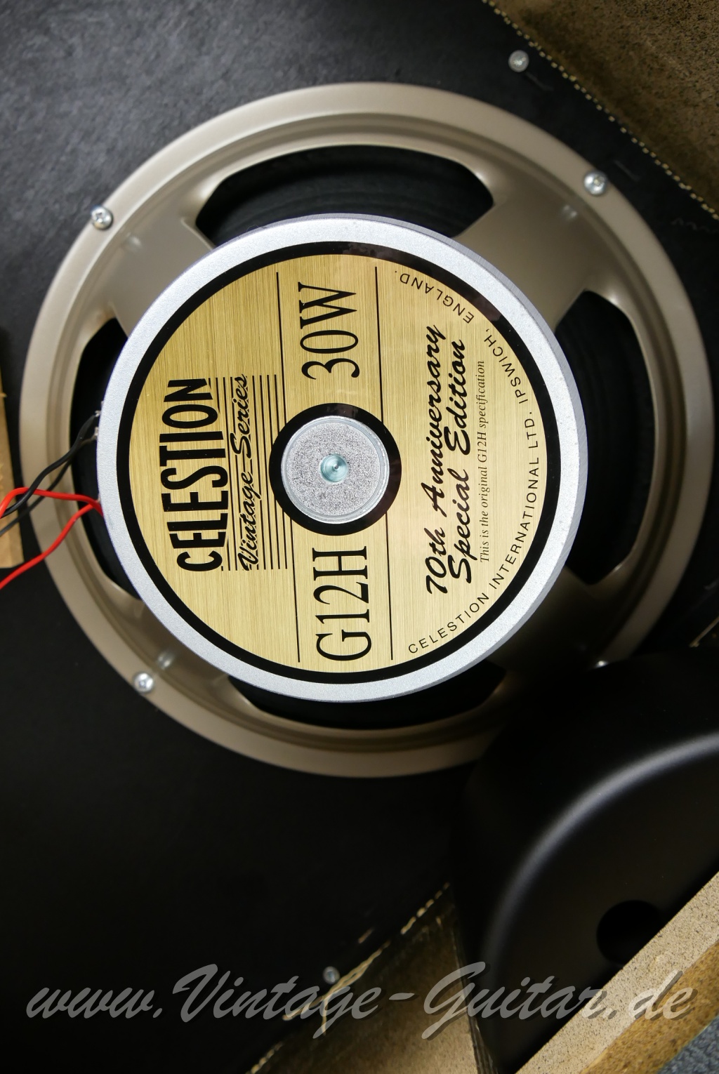img/vintage/5759/Marshall_2061_CX_Cab_2x12_Great_Britain_black_2007-007.JPG