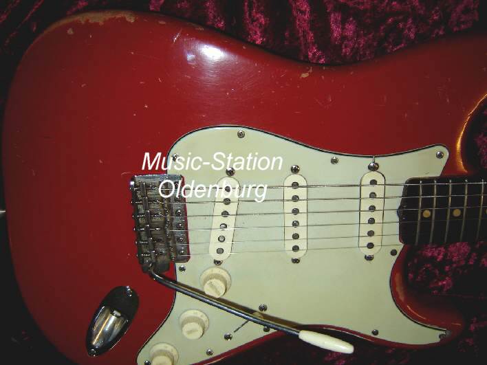Fender-Stratocaster-1960-dakota-red-2.jpg