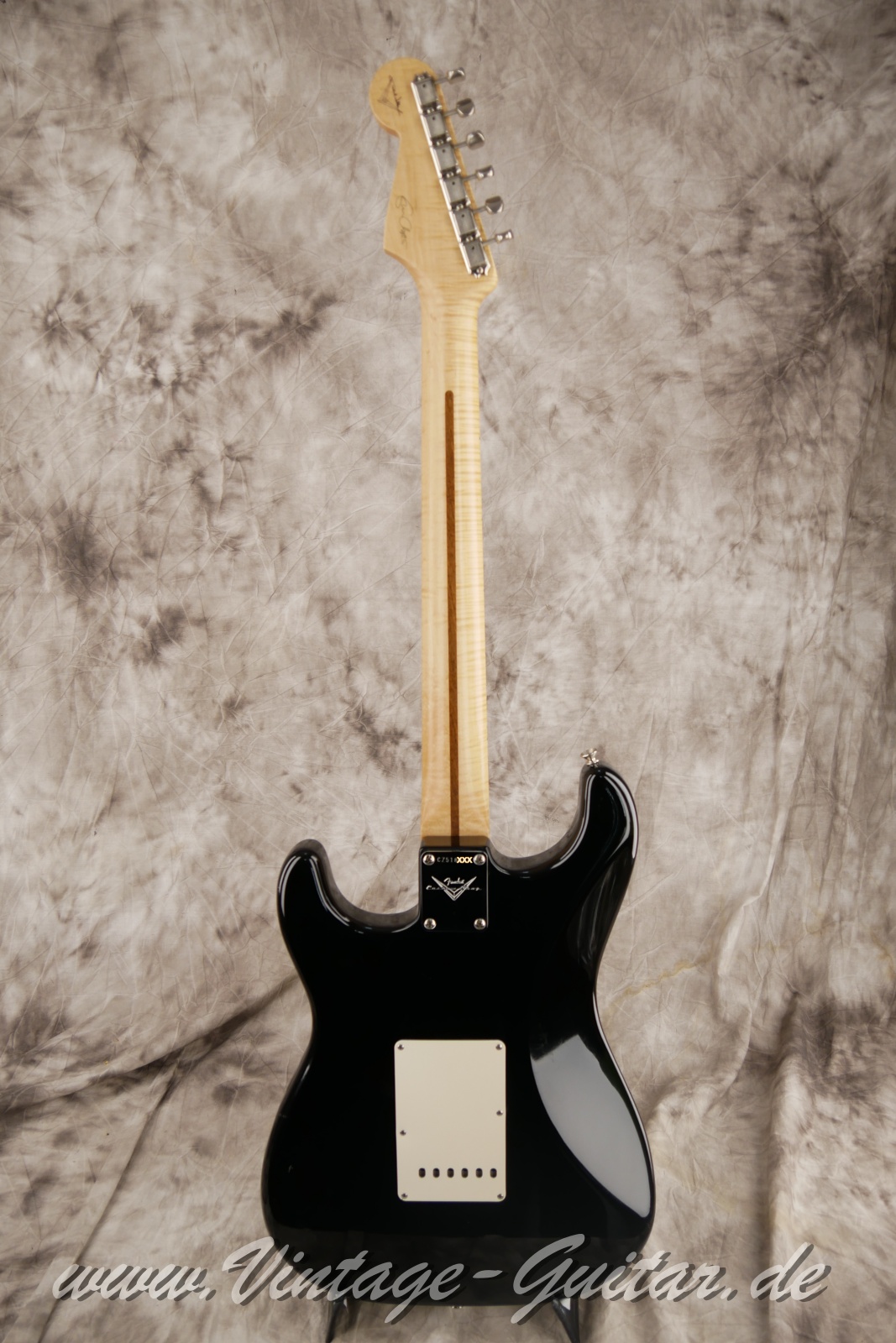 fender_stratocaster_eric_clapton_singnature_masterbuild_paul_walker_black_usa-002.JPG