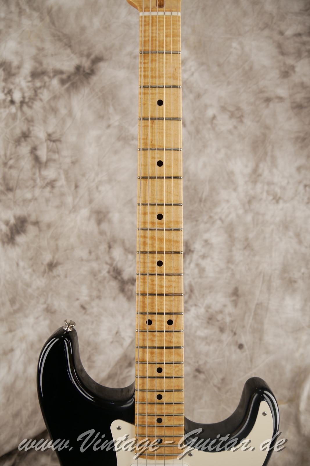 fender_stratocaster_eric_clapton_singnature_masterbuild_paul_walker_black_usa-005.JPG