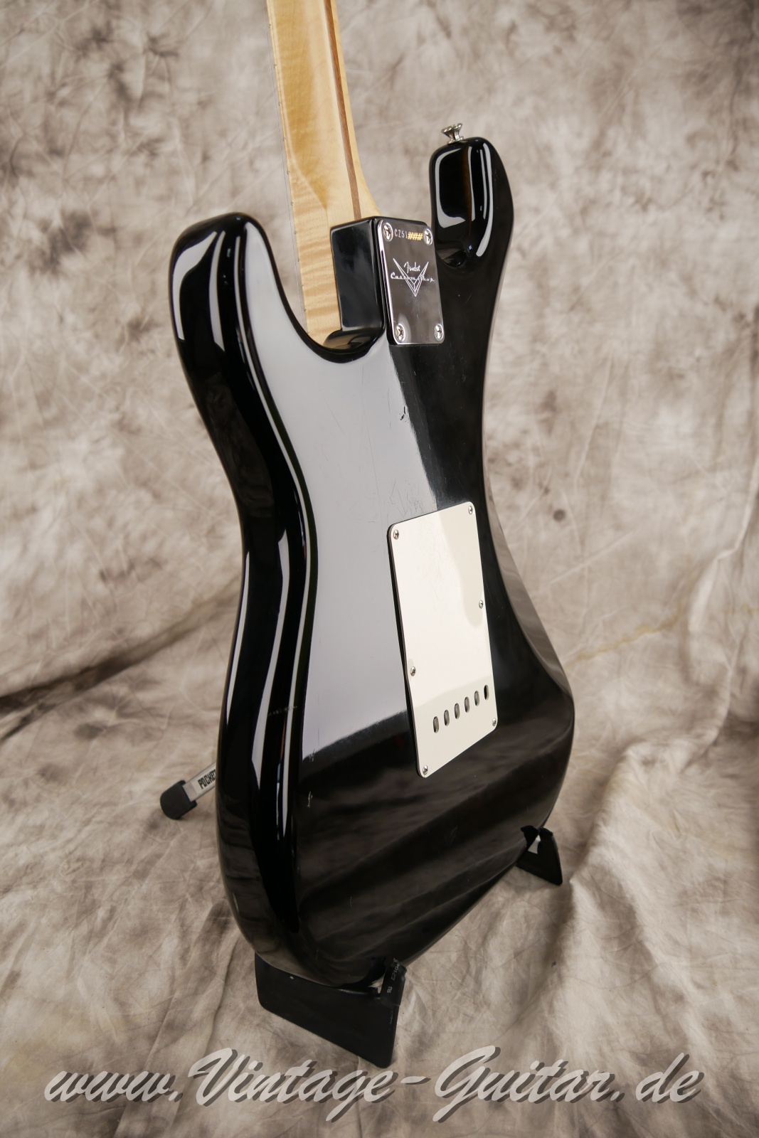 fender_stratocaster_eric_clapton_singnature_masterbuild_paul_walker_black_usa-011.JPG