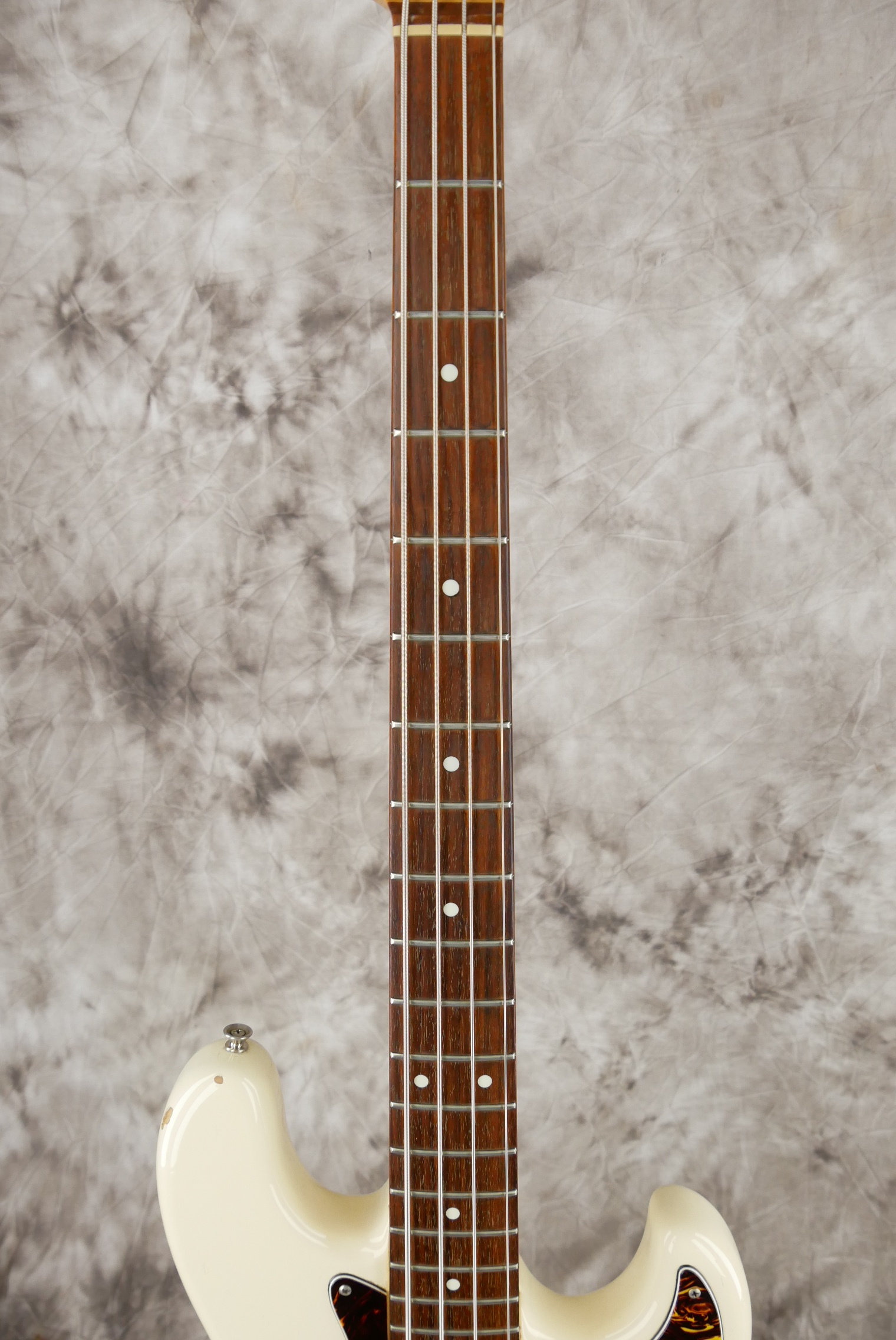 Fender-Squier-Jazz-Bass-1986-olympic-white-005.jpg