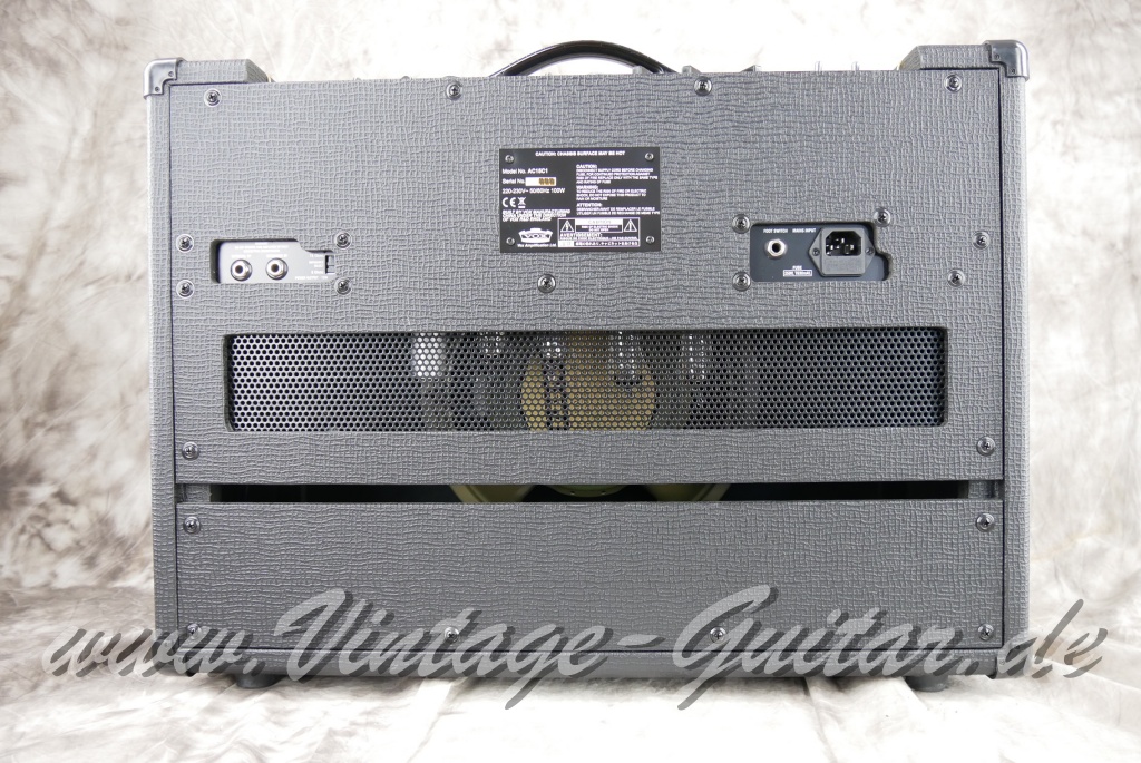 Vox_AC_15_C1_black_China_2010-002.JPG