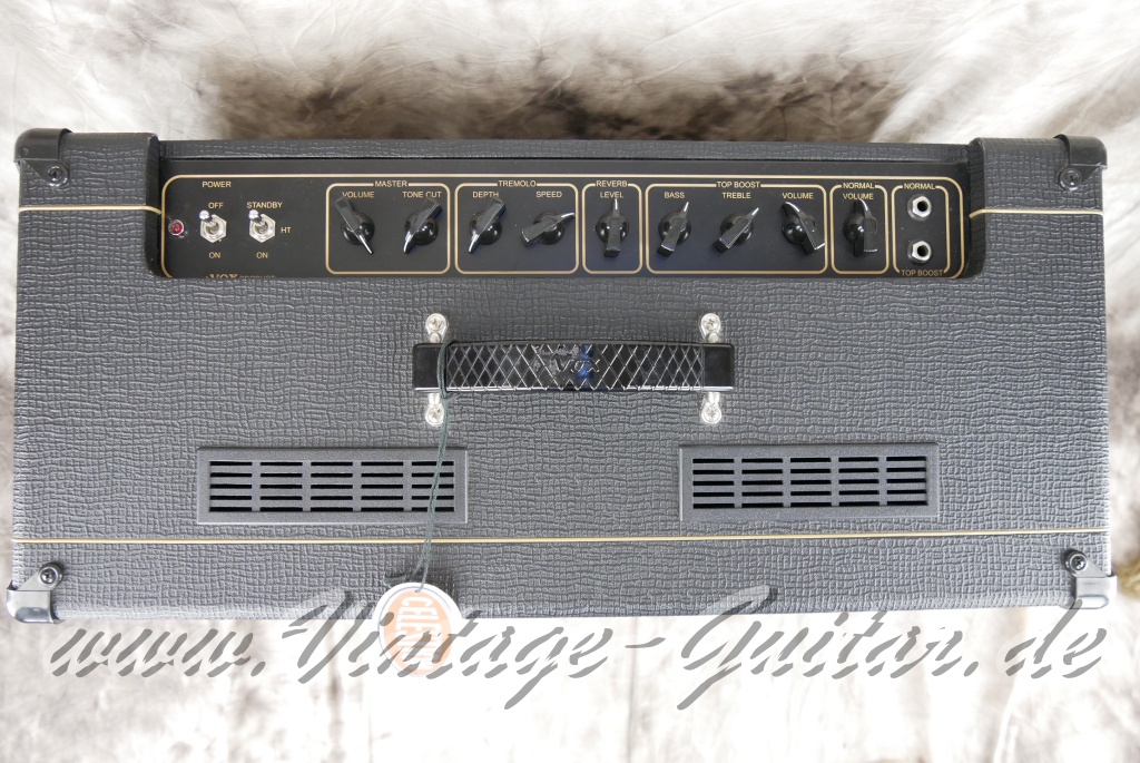 Vox_AC_15_C1_black_China_2010-005.JPG
