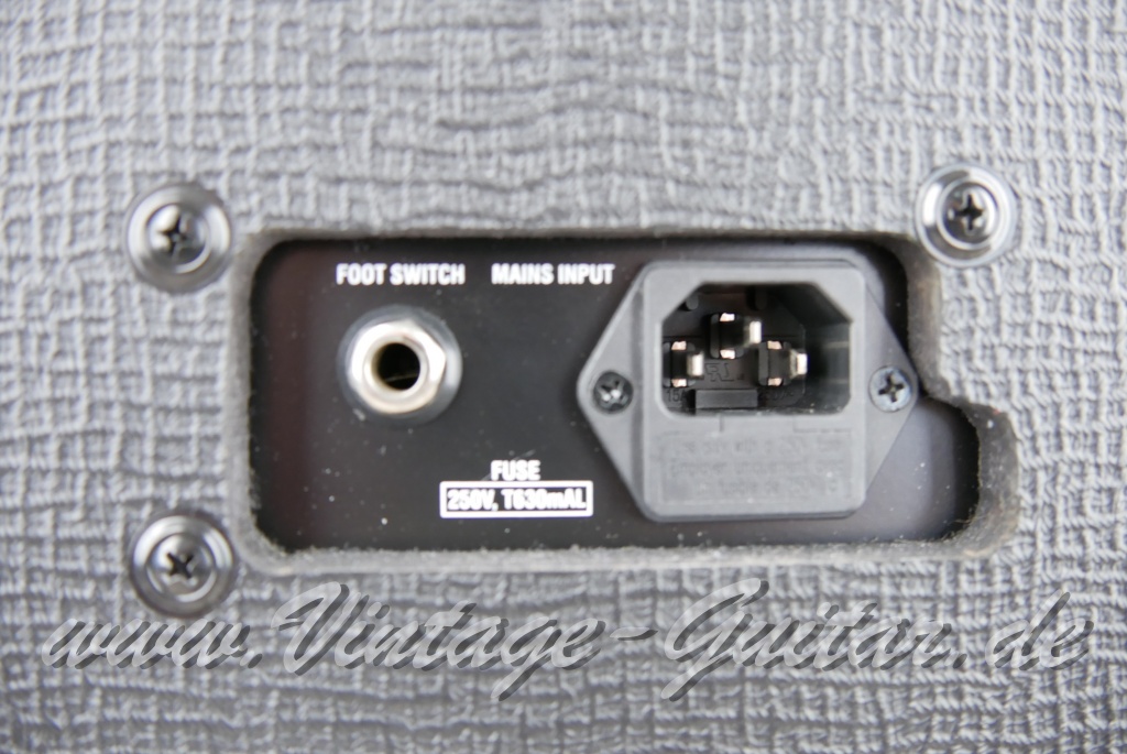 Vox_AC_15_C1_black_China_2010-010.JPG