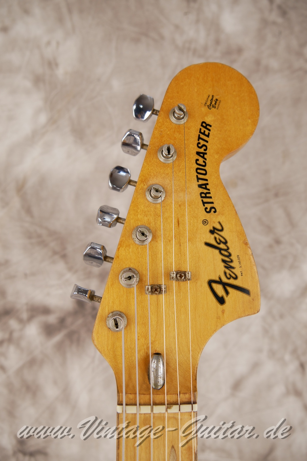 img/vintage/5767/Fende_Stratocaster_baujahr_1972_sunburst_usa-003.JPG