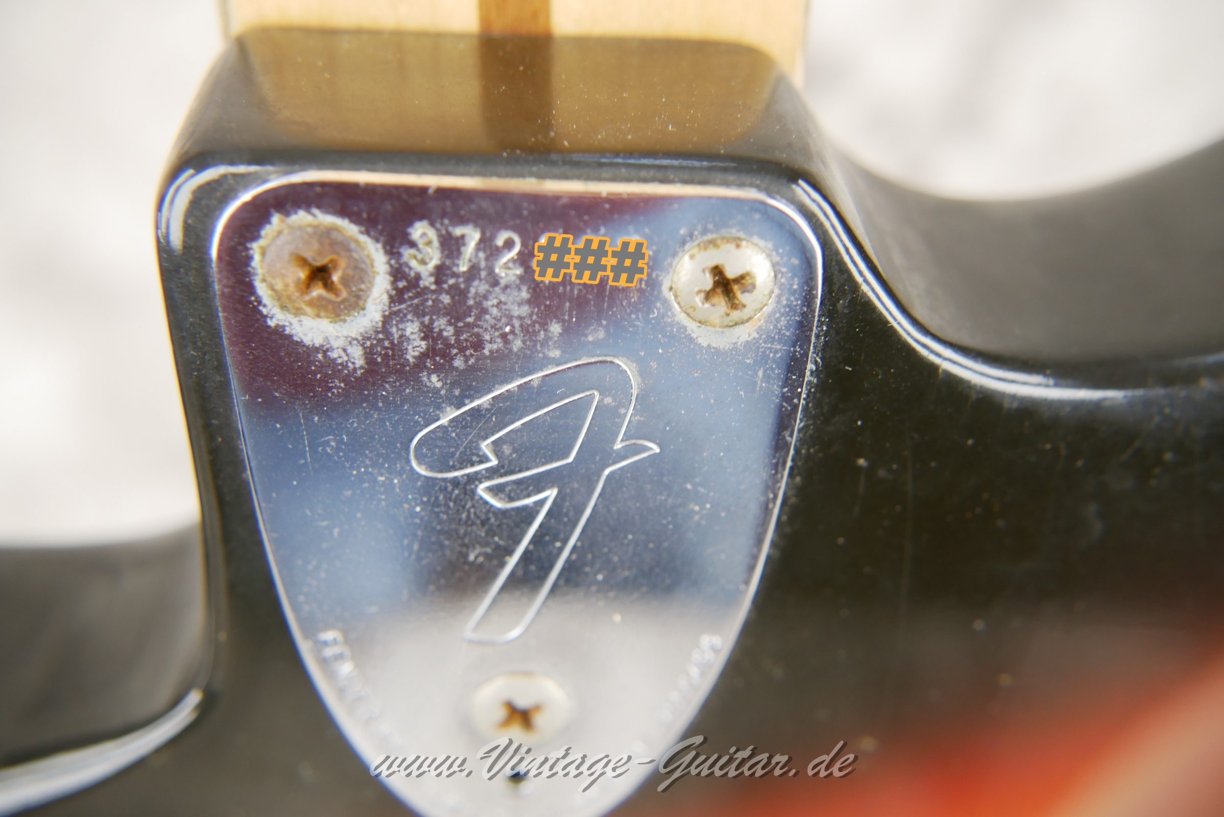 img/vintage/5767/Fende_Stratocaster_baujahr_1972_sunburst_usa-013.JPG