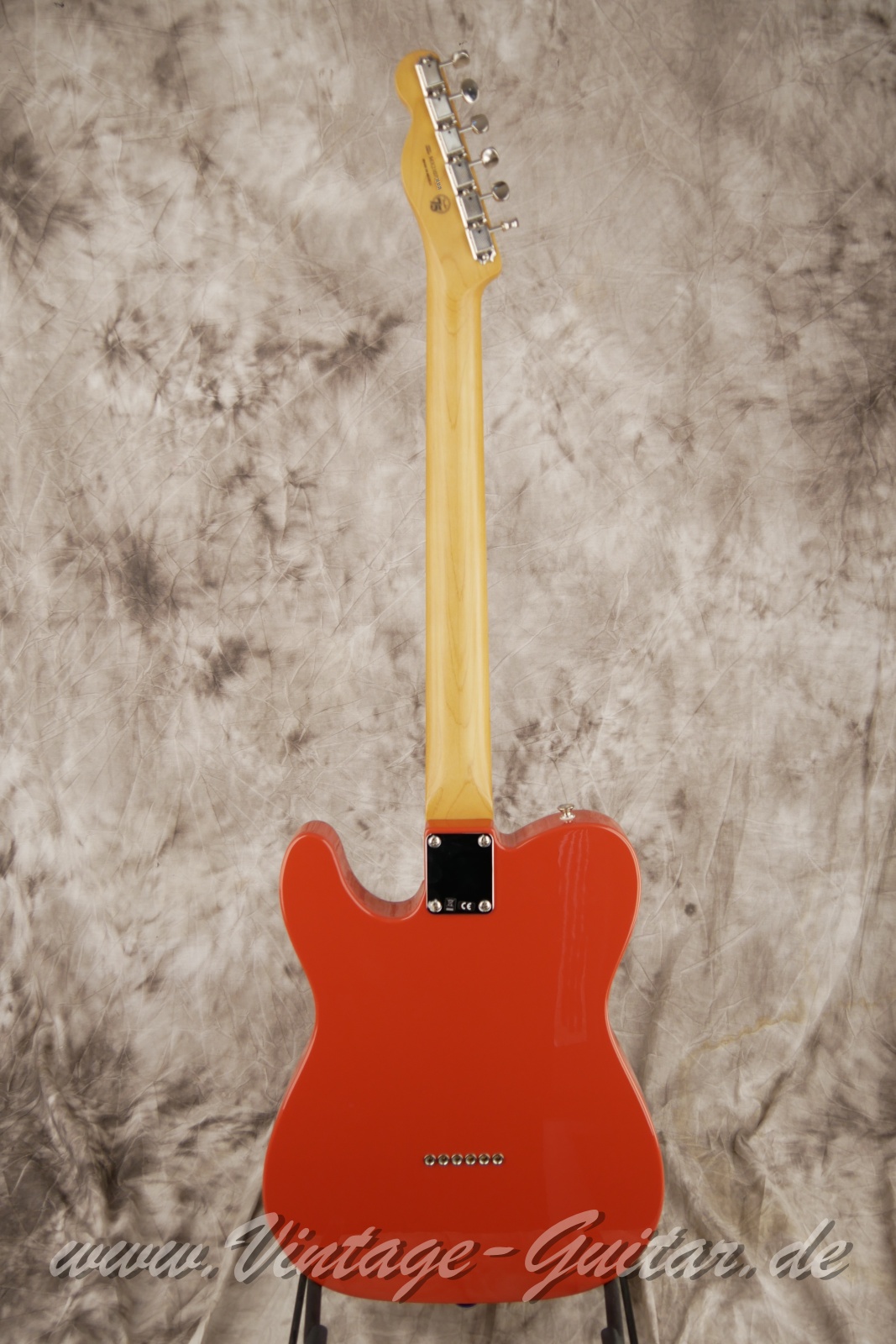 img/vintage/5768/Fender_telecaster_noventa_FRD_fiesta_red_mexico-002.JPG