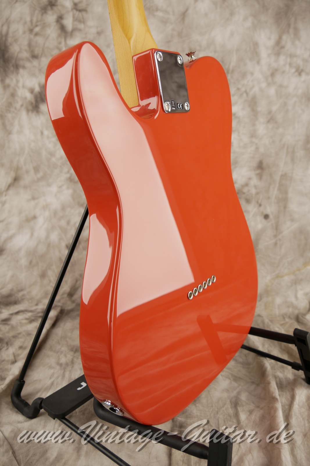 img/vintage/5768/Fender_telecaster_noventa_FRD_fiesta_red_mexico-011.JPG