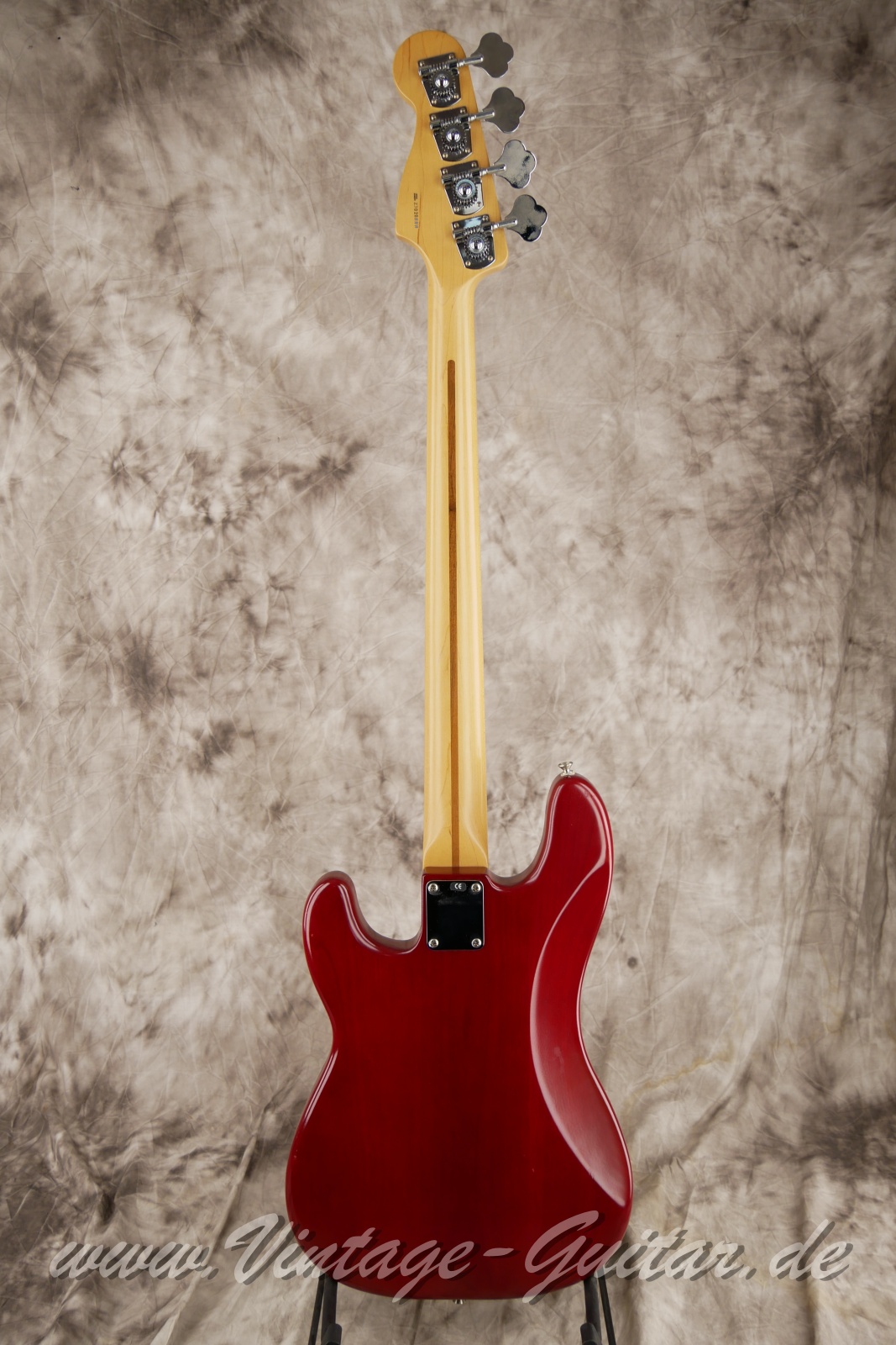 Fender_precision_bass_highway_one_transparent_red_usa-002.JPG