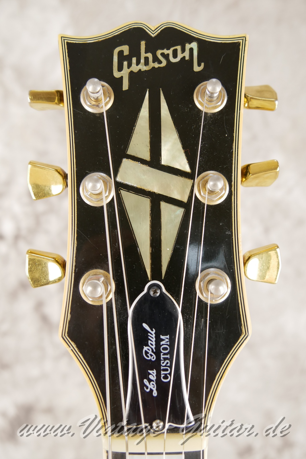 img/vintage/5773/Gibson_Les_Paul_Custom_black_1976-003.JPG