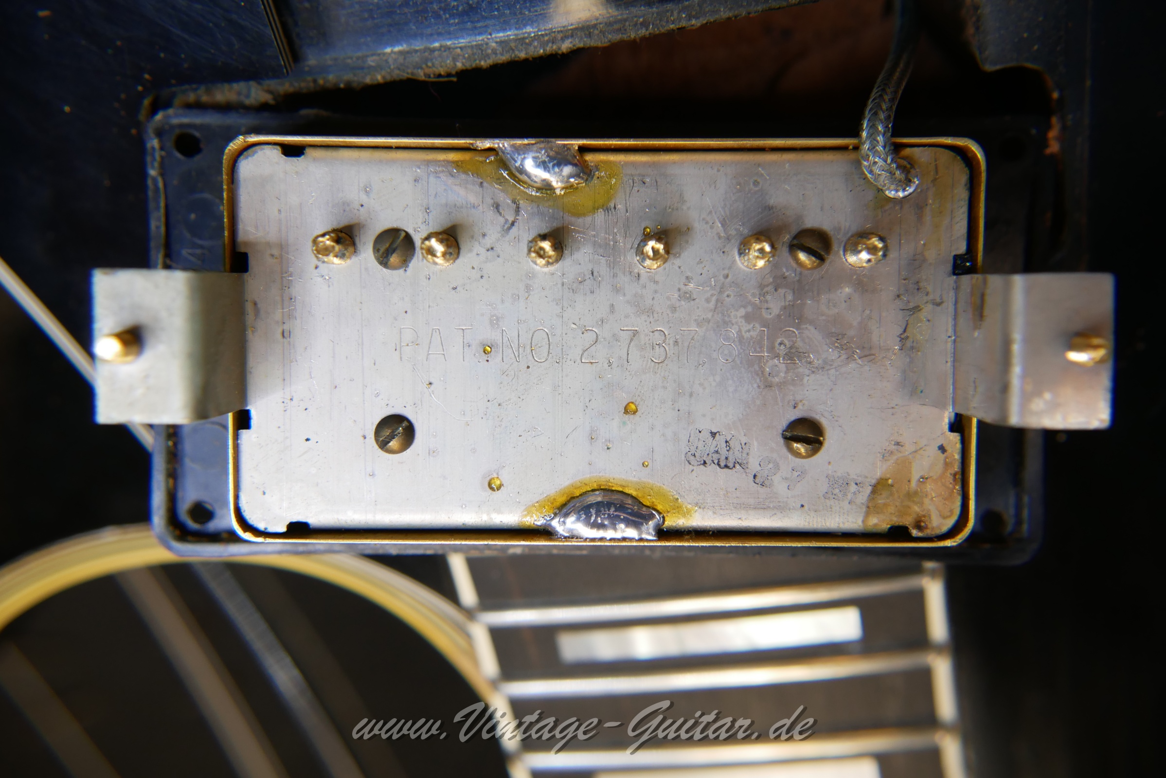 img/vintage/5773/Gibson_Les_Paul_Custom_black_1976-015.JPG