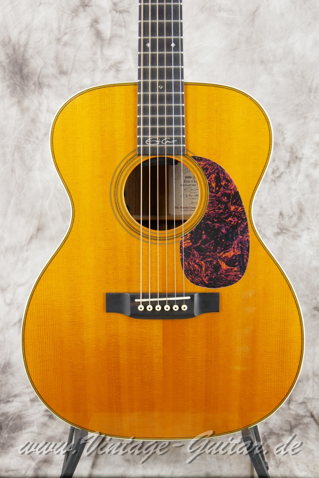 Martin_000_28_EC_Eric_Clapton_USA_natural_2007-007.JPG
