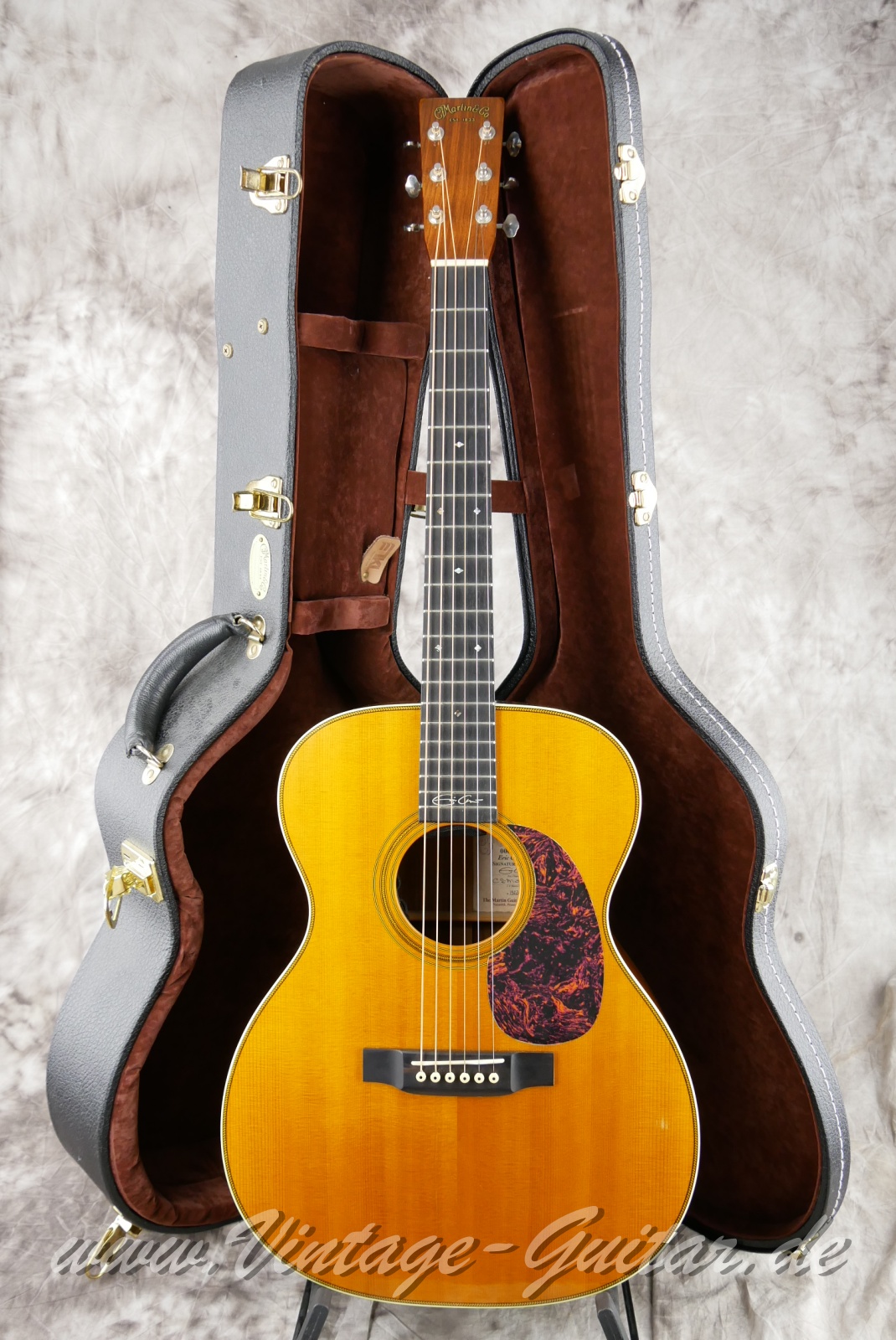 Martin_000_28_EC_Eric_Clapton_USA_natural_2007-015.JPG