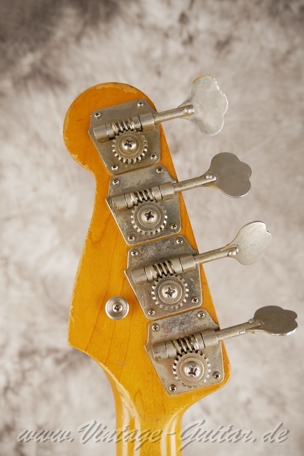 fender_precision_natural_stripped_baujahr_1966_usa-004.jpg