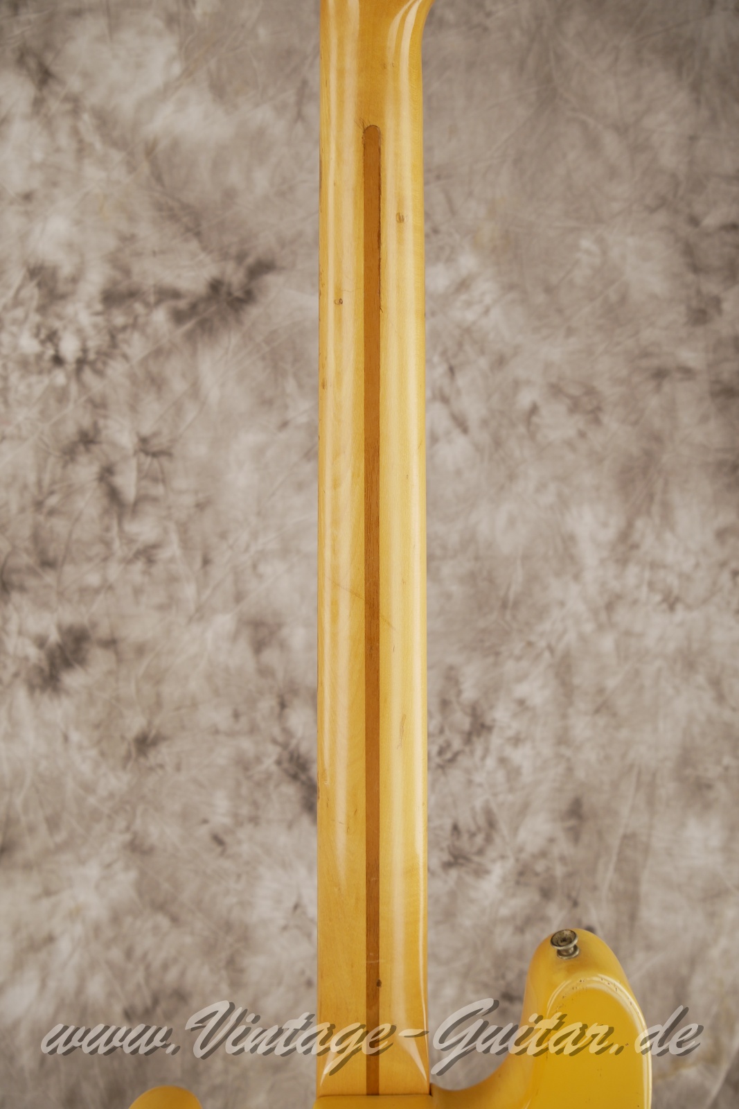 Fender_telecaster_bass_blonde_baujahr_1970_USA-006.JPG