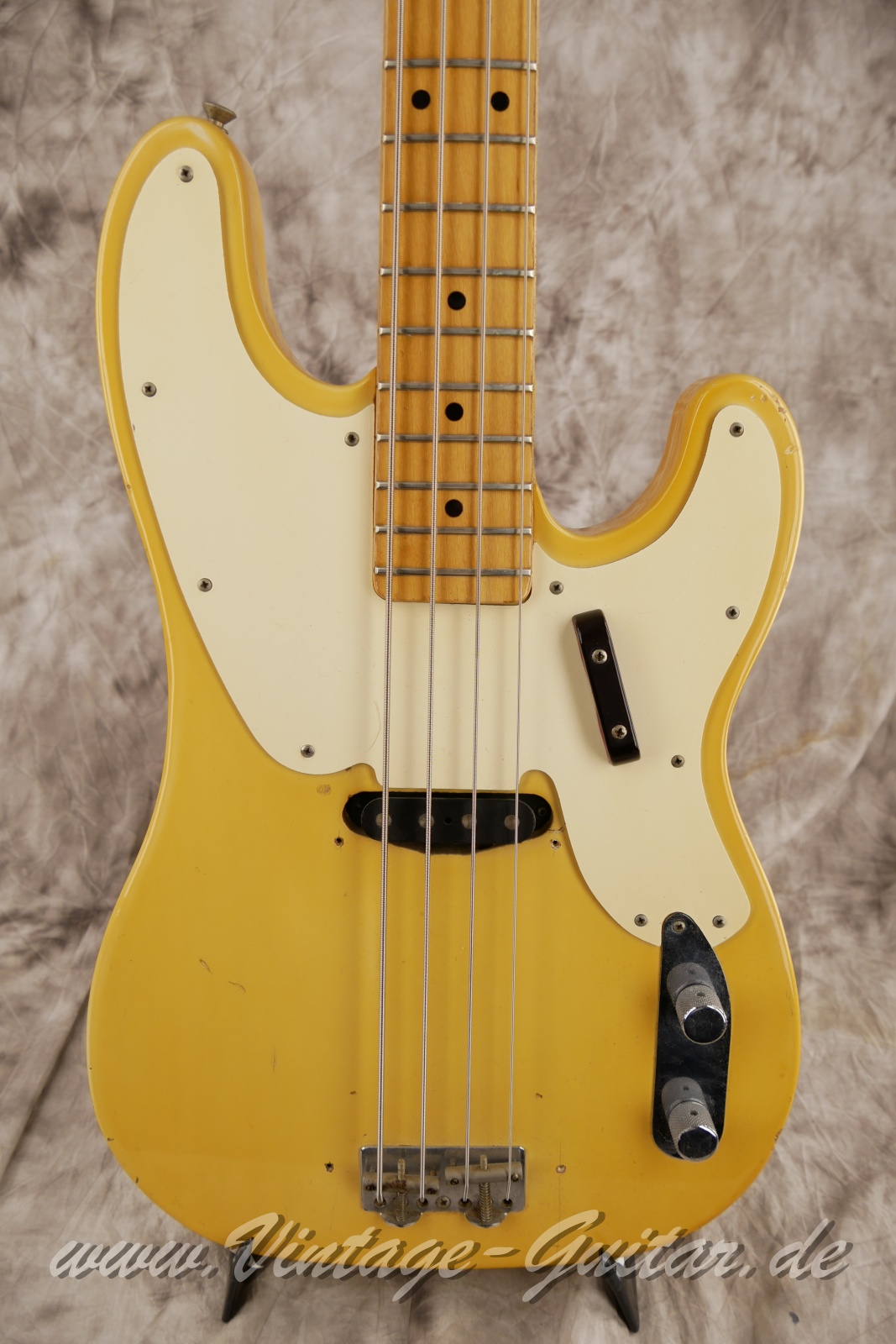 Fender_telecaster_bass_blonde_baujahr_1970_USA-007.JPG