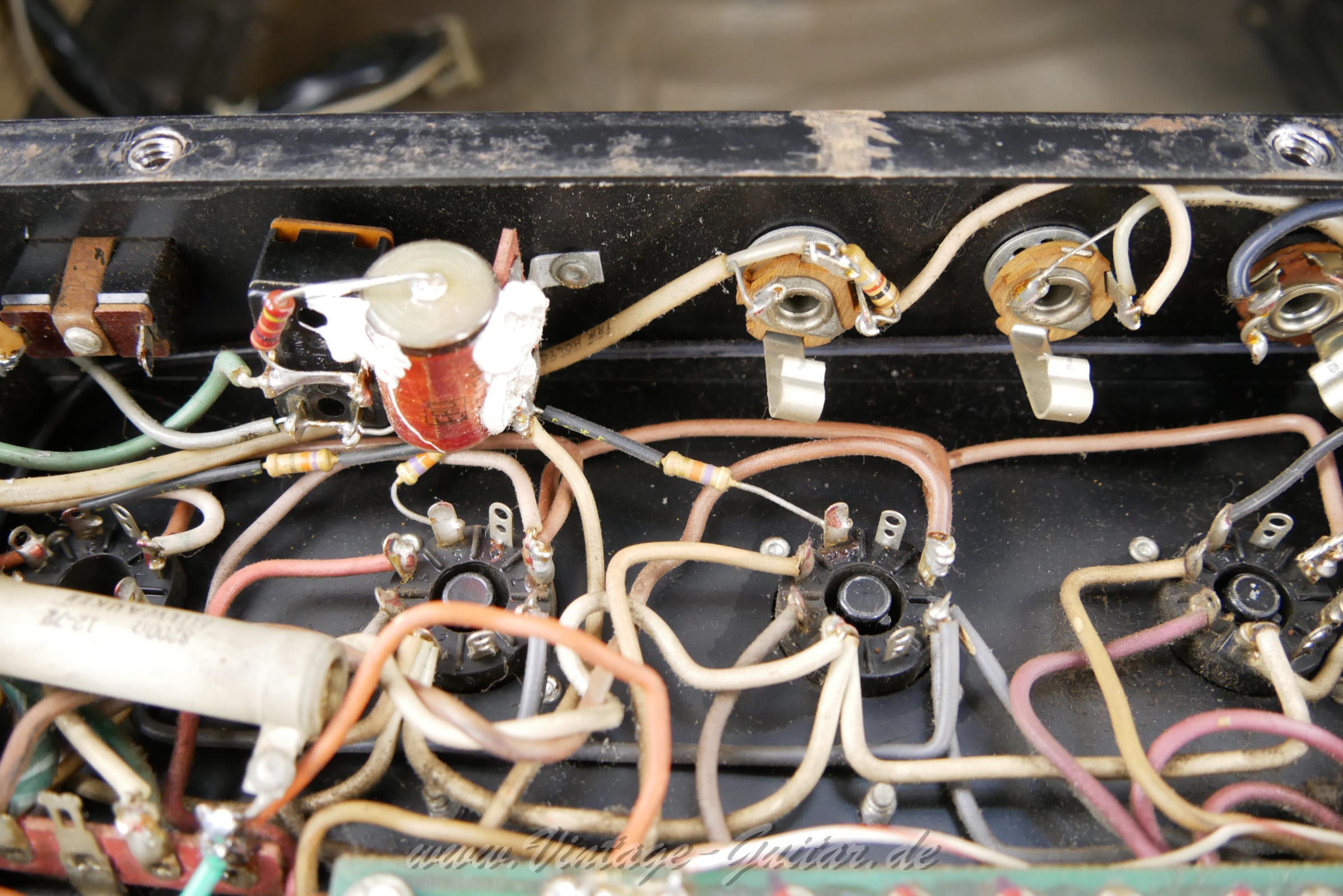 Ampeg_SVT_1973_USA_blacktolex_300W-14.jpg