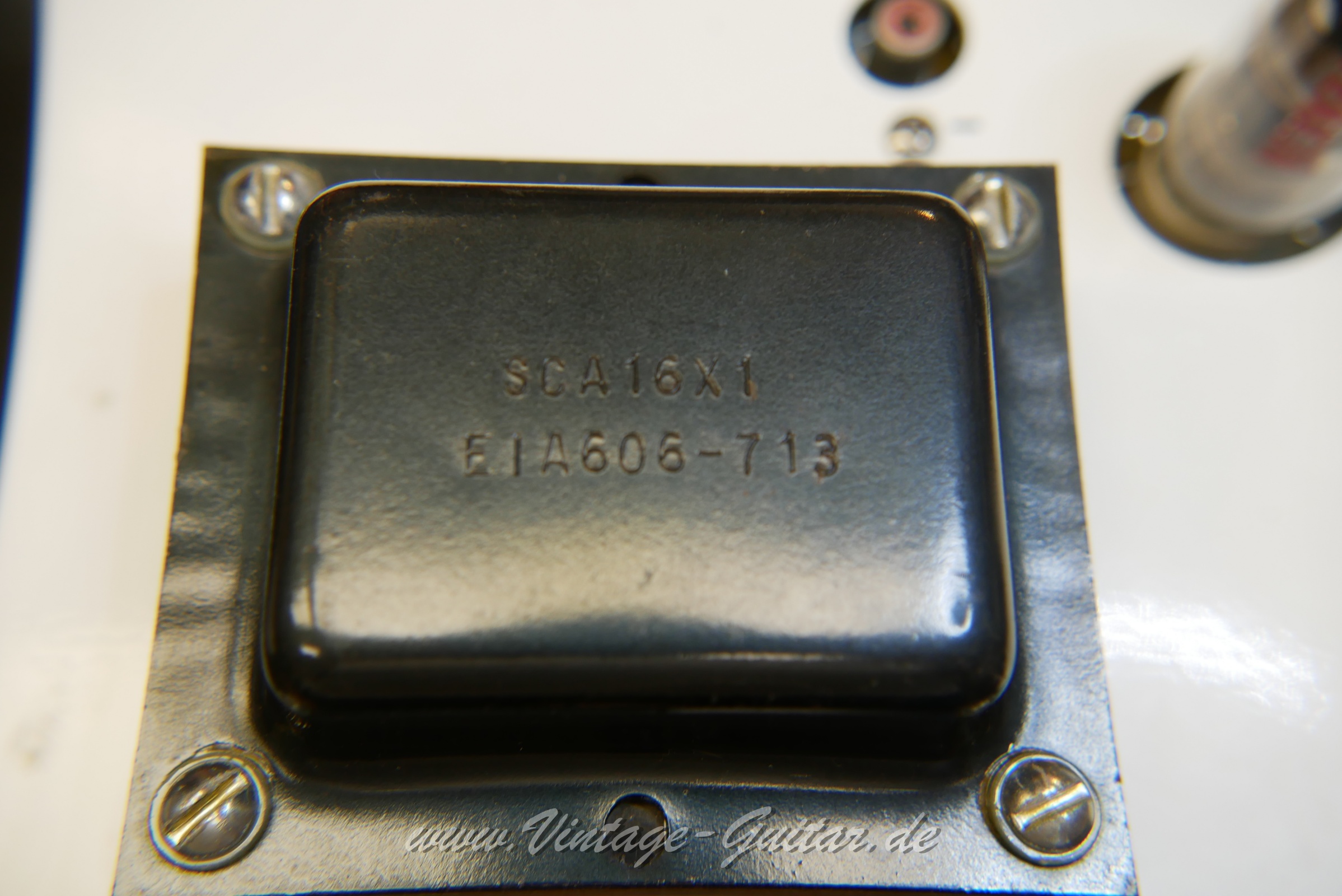 Soldano_av16_astroverb_16_baujahr_2000_purple_tolex_USA-005.JPG