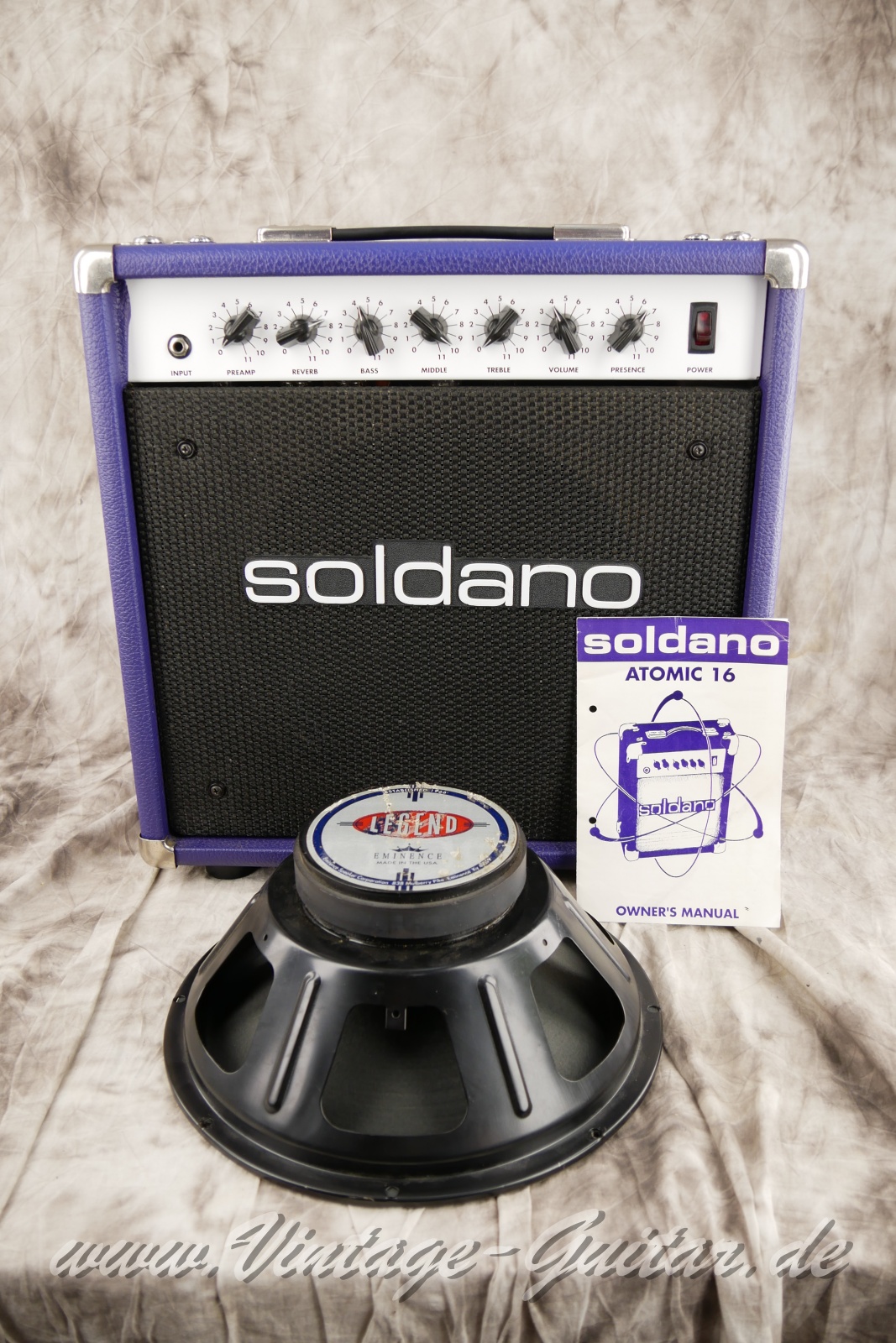 Soldano_av16_astroverb_16_baujahr_2000_purple_tolex_USA-010.JPG
