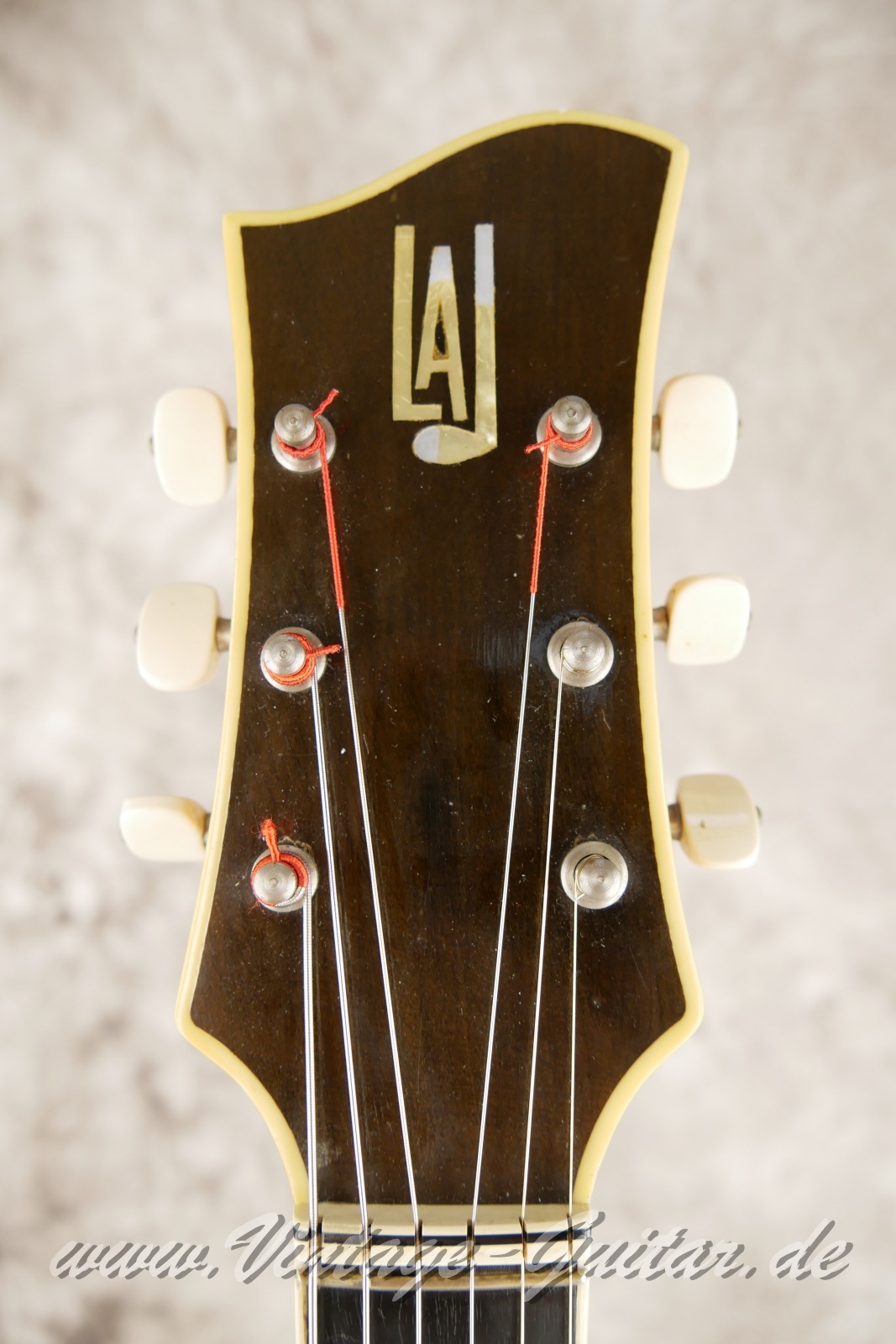 img/vintage/5784/Artur_Lang_Deluxe_DeArmond_natural_germany-003.JPG