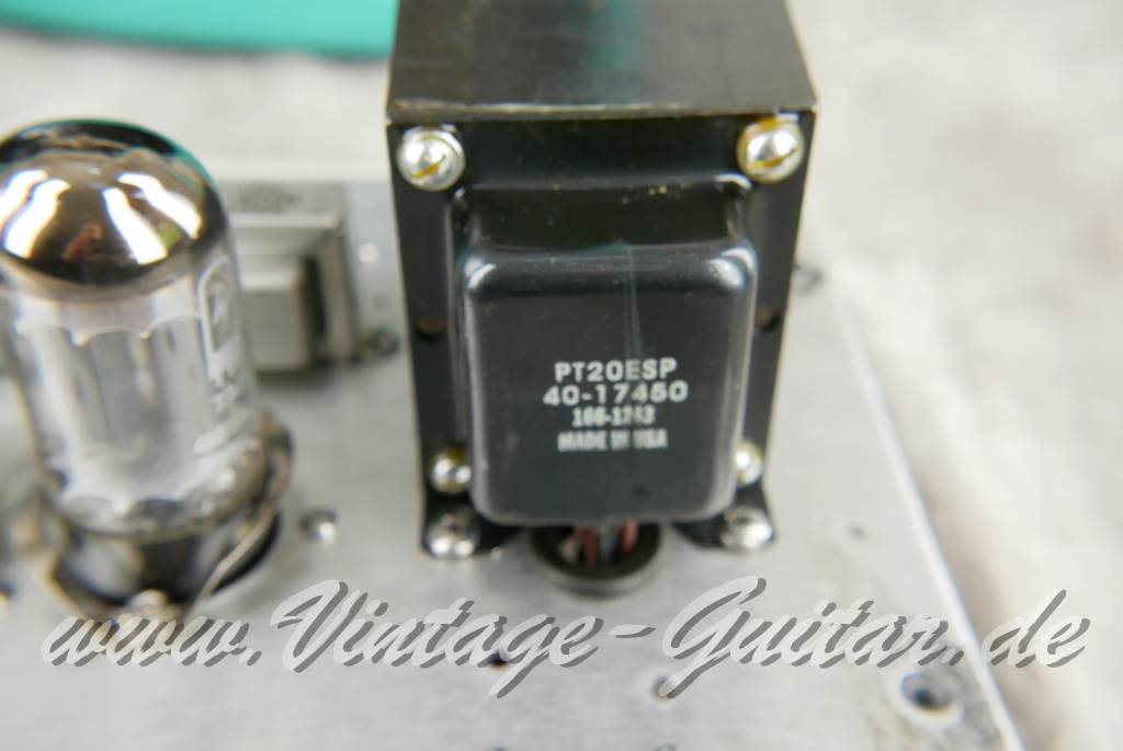 img/vintage/5794/Toneking_Imperial_turquoise_white_USA_2012-013.JPG
